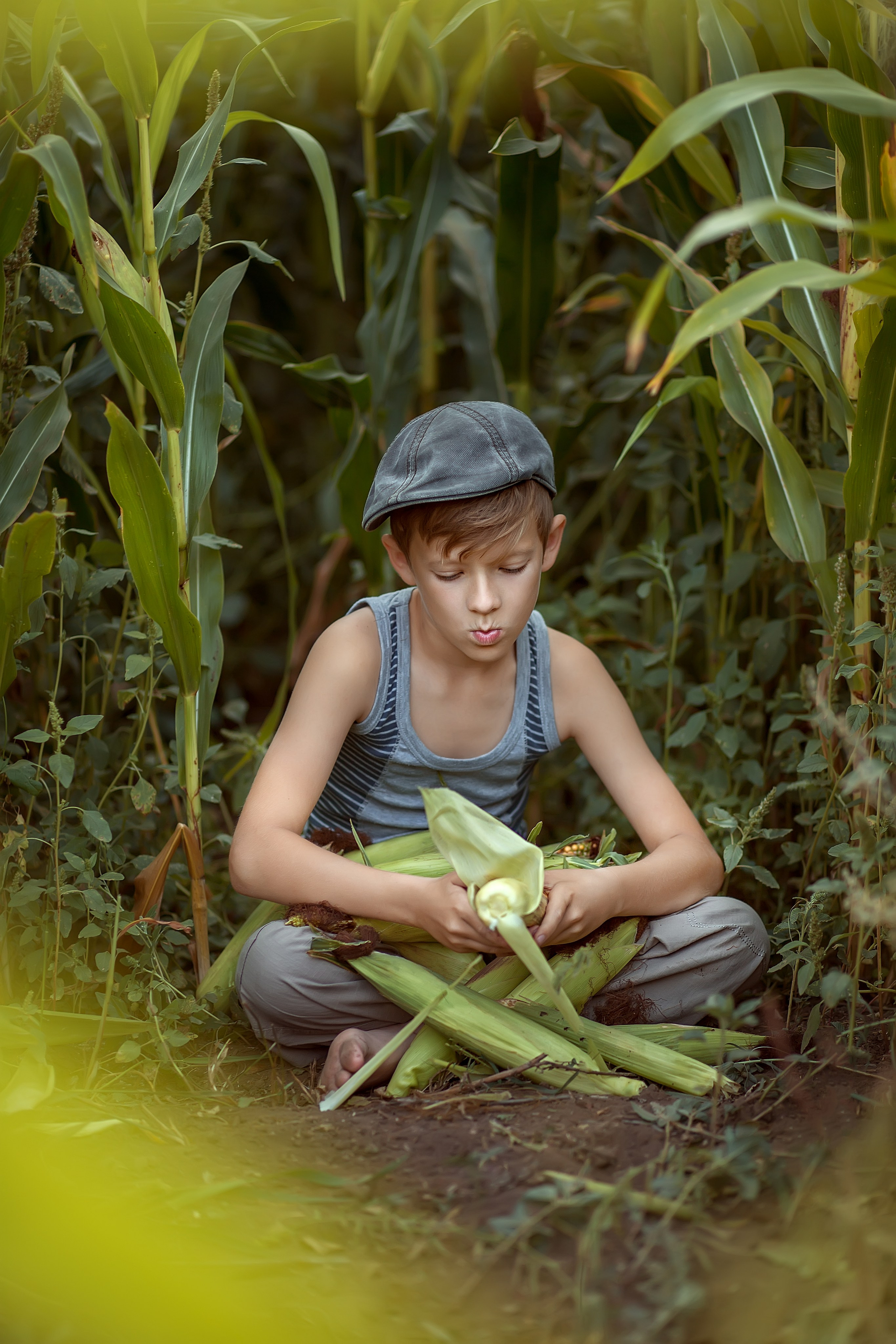 Савелий и кукуруза. Фотограф в Оренбурге Чопорова Тамара