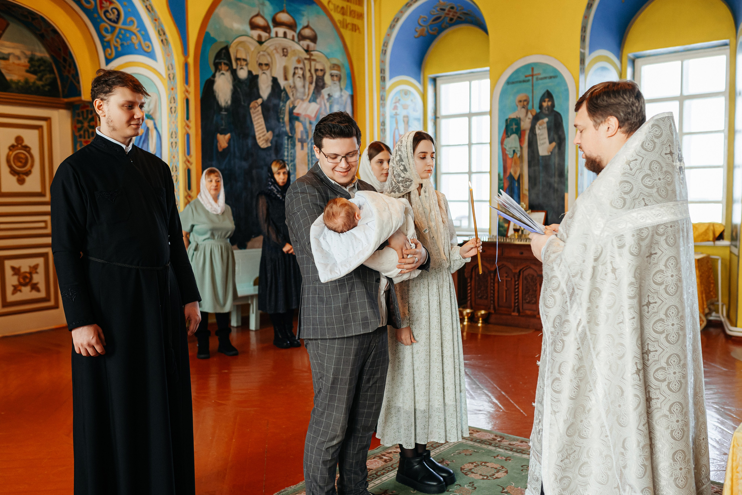 Фотосъемка крещения. Фотограф Ким Наталья в Красноярске