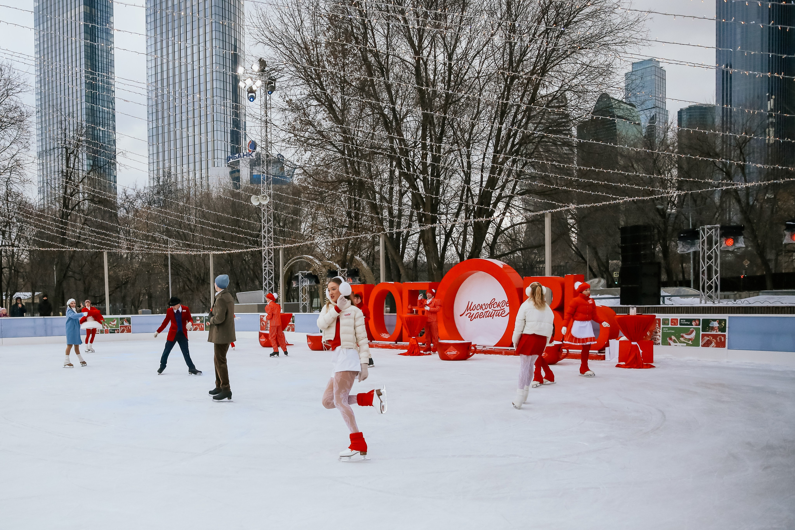 Ледовое шоу Сити каток Московское Чаепитие. Фотограф и видеограф Анна Домашенко