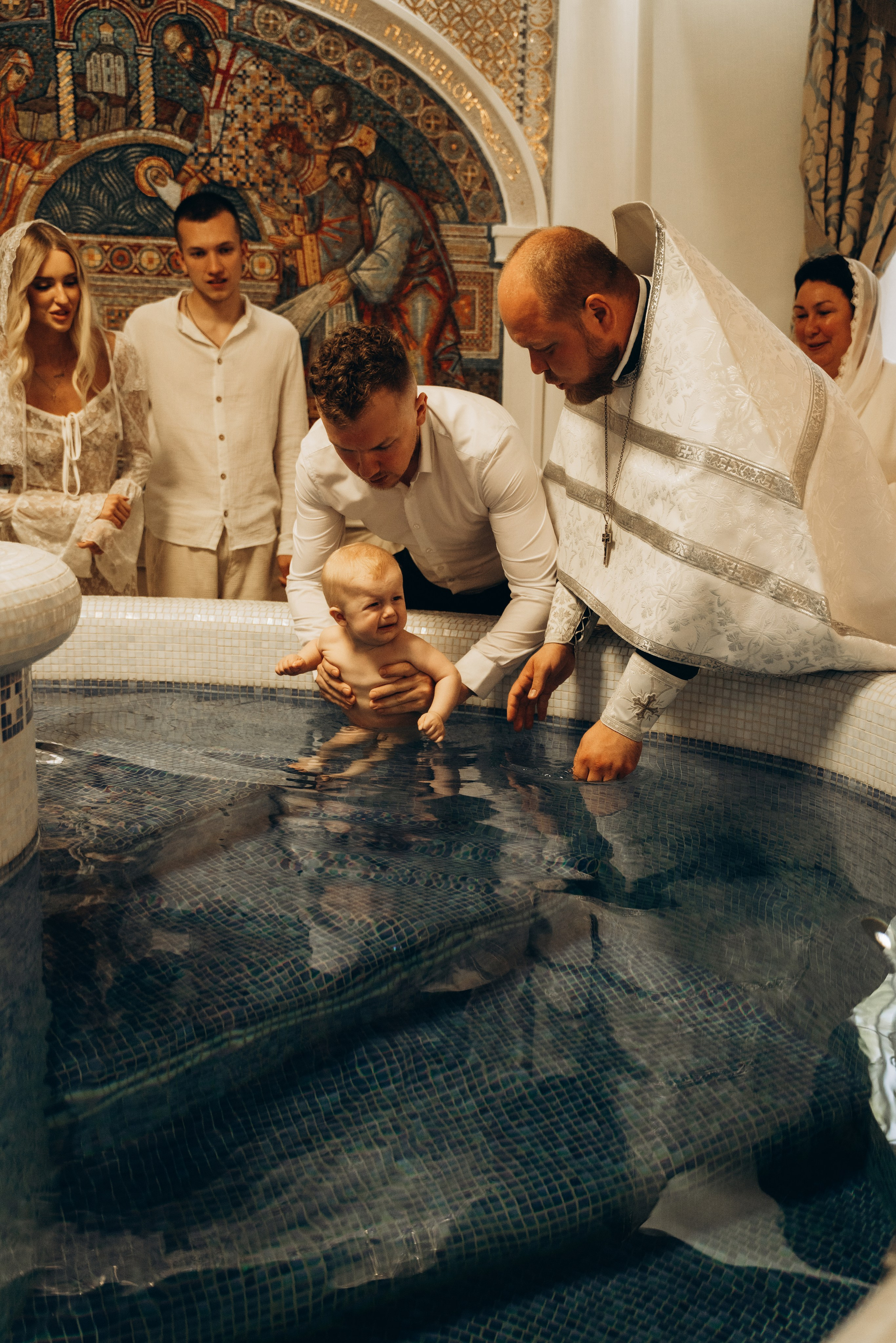 Крещение Тёмы. Фотограф Мария Миллс | Минск
