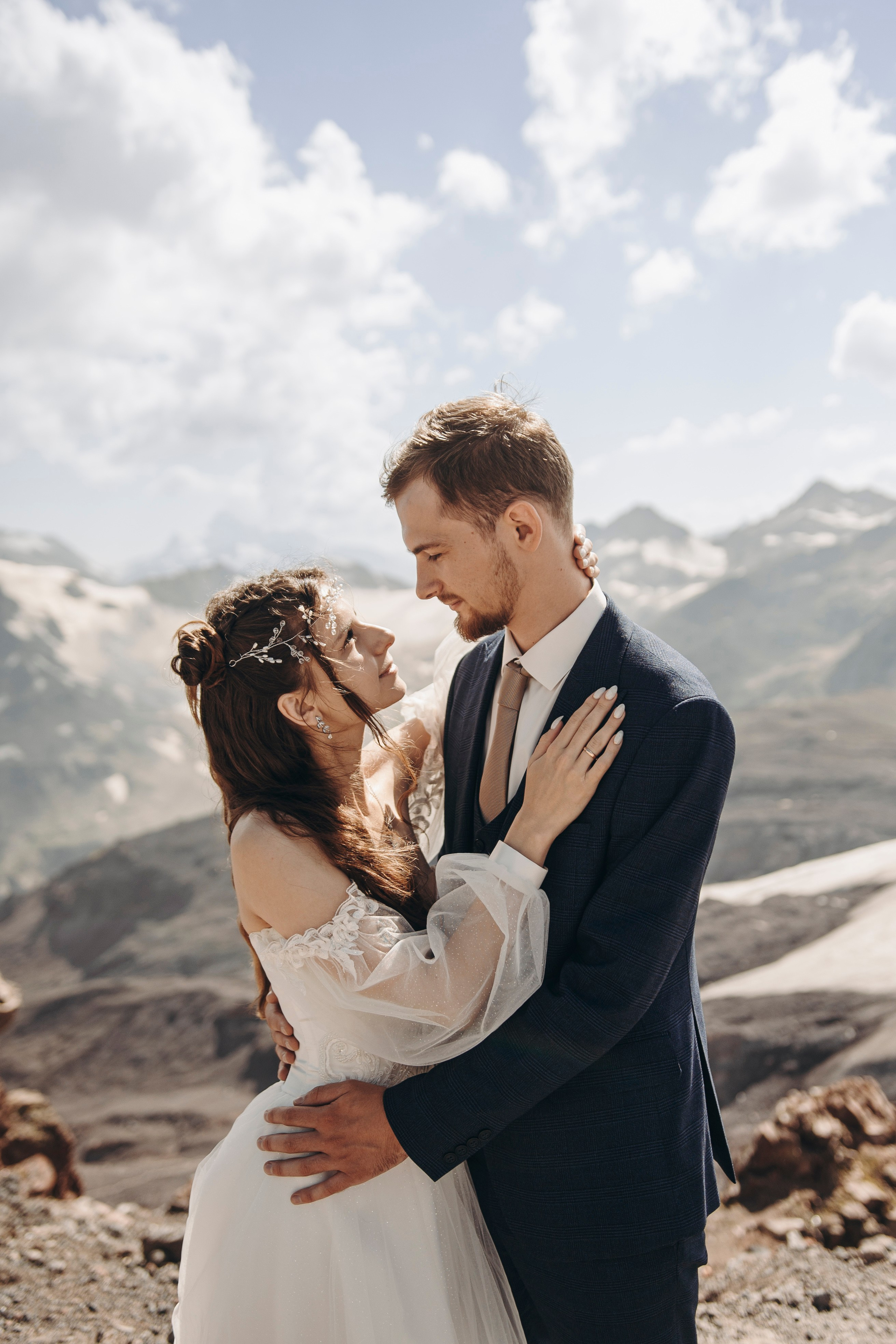 МЕЖДУ НЕБОМ И ЗЕМЛЕЙ. Фотограф Настя Конник | Пятигорск | Эльбрус | Домбай | Архыз | Видеограф КМВ