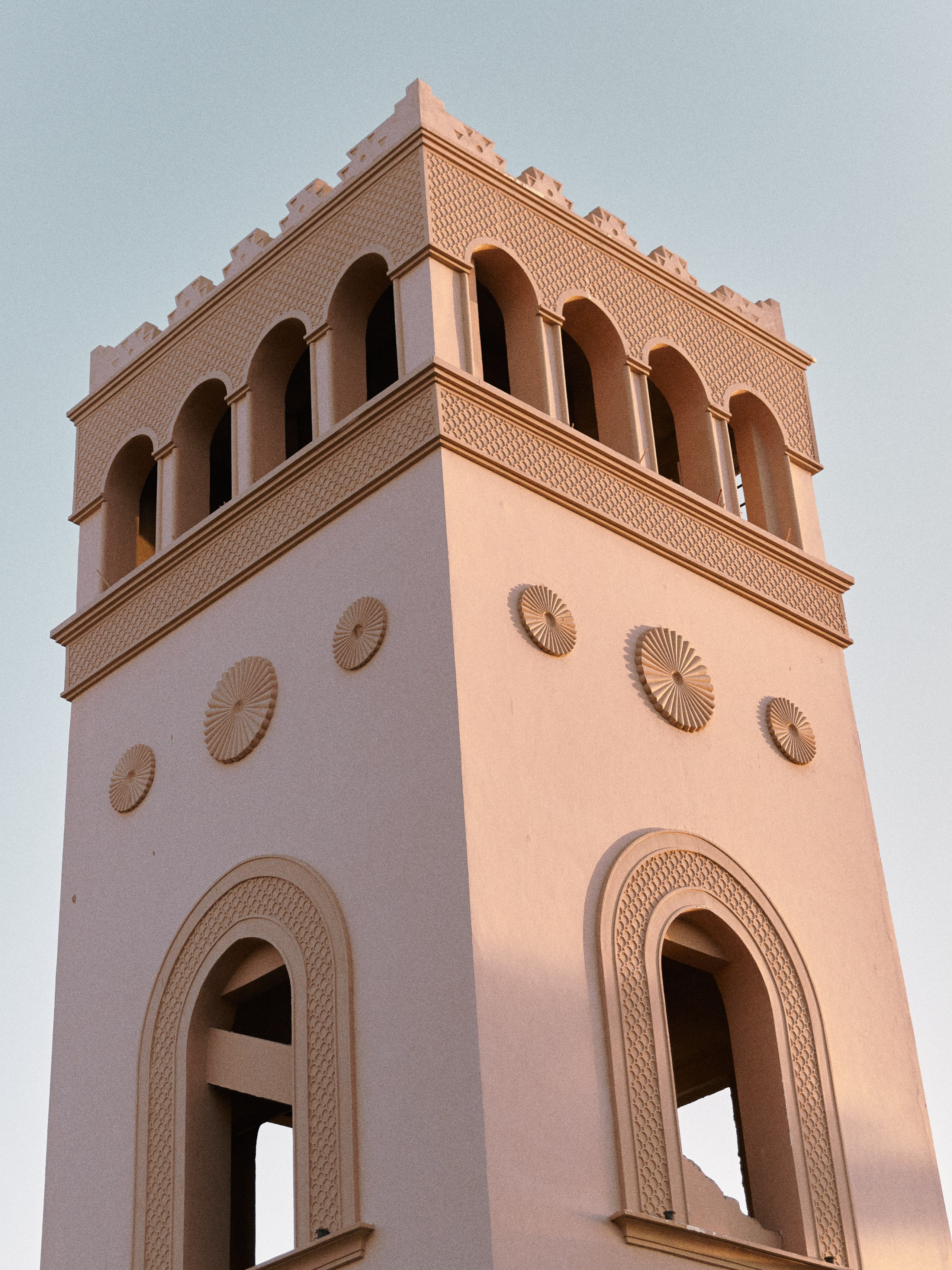 Архитектура. Jorgis Talè — photographer, kind person, teacher of arts and other mag