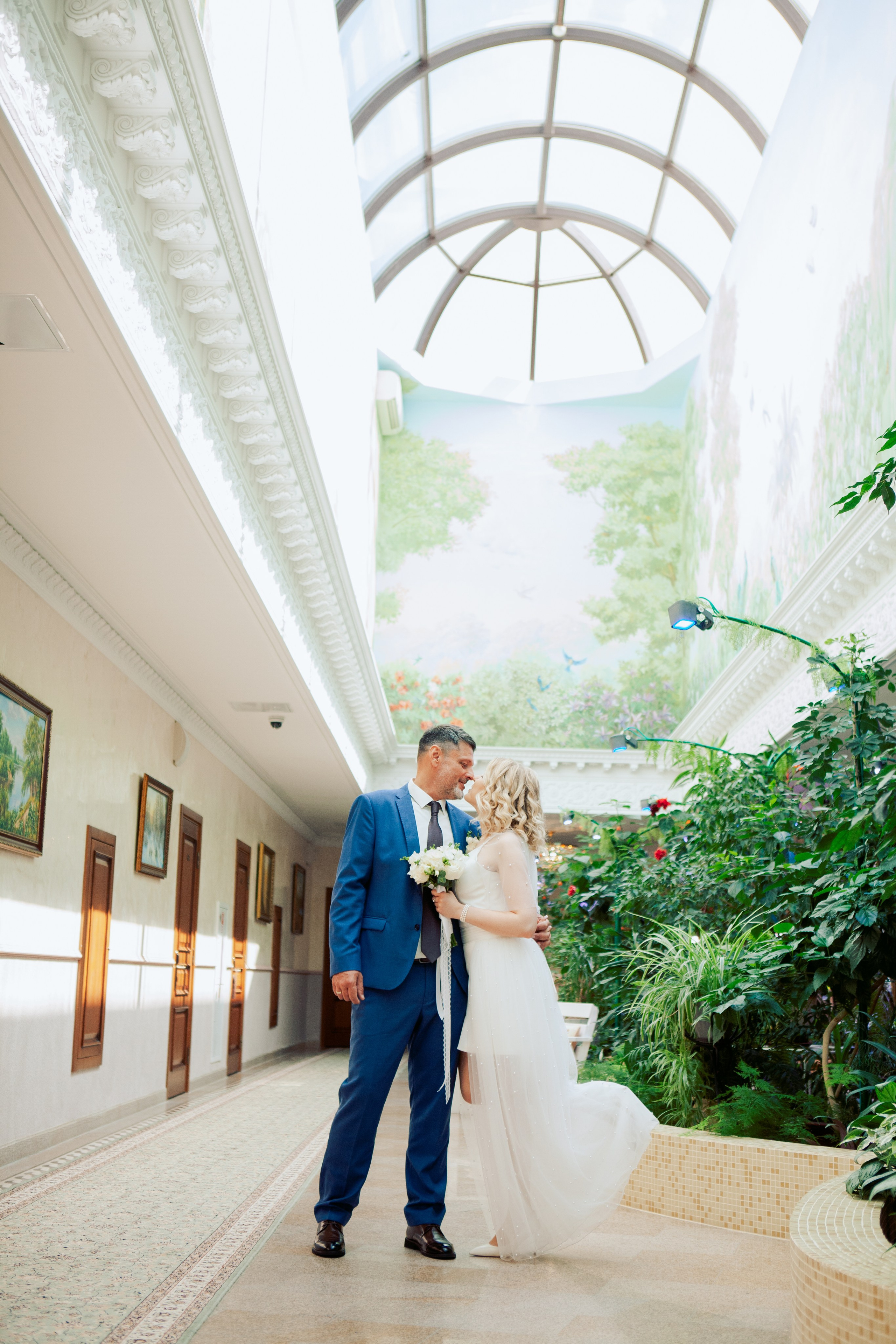 Фотосессия молодоженов на пляже Рублево. Фотограф Ольга Ефремова