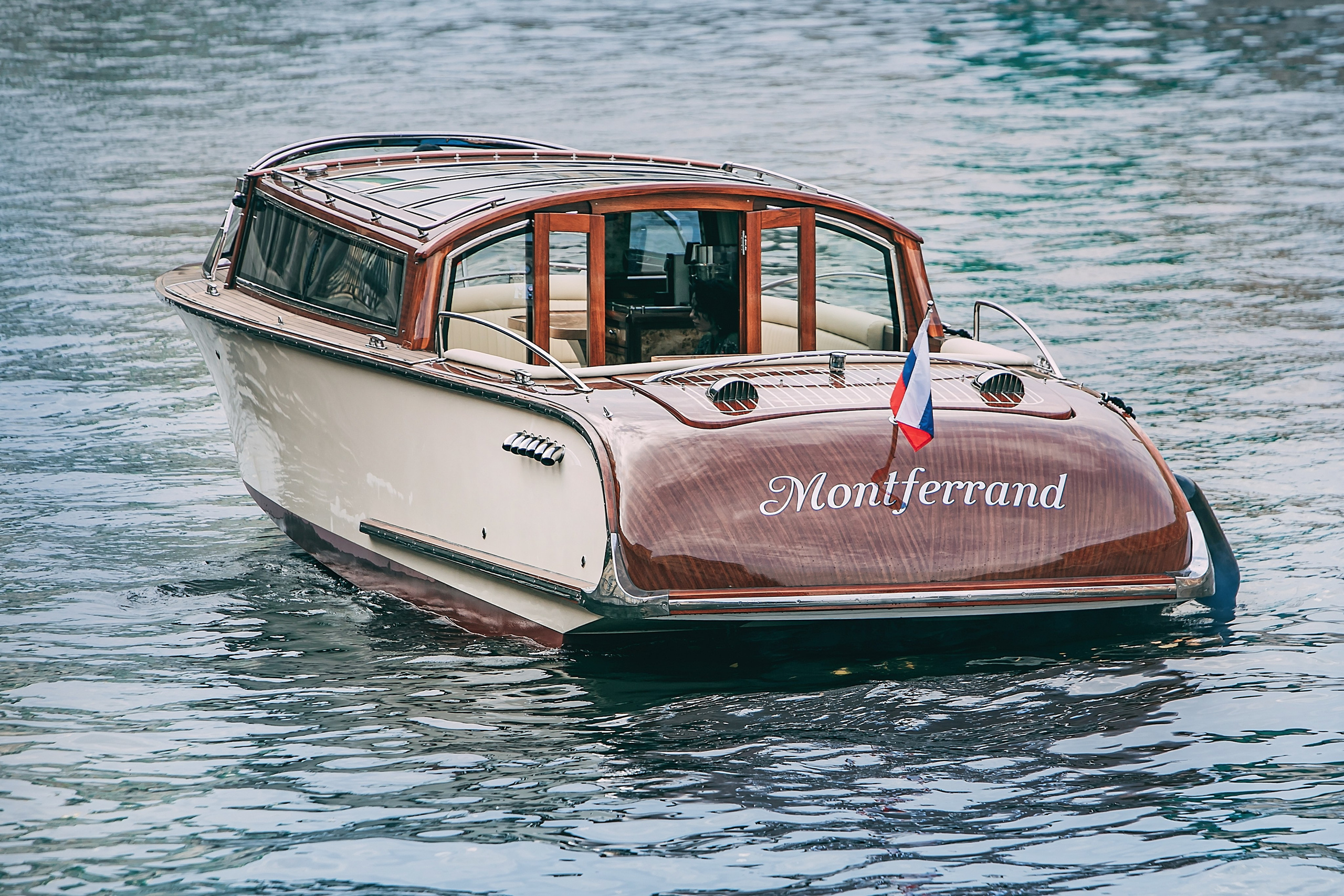 Катер «Montferrand». SPB Rent Boats|аренда катеров и теплоходов