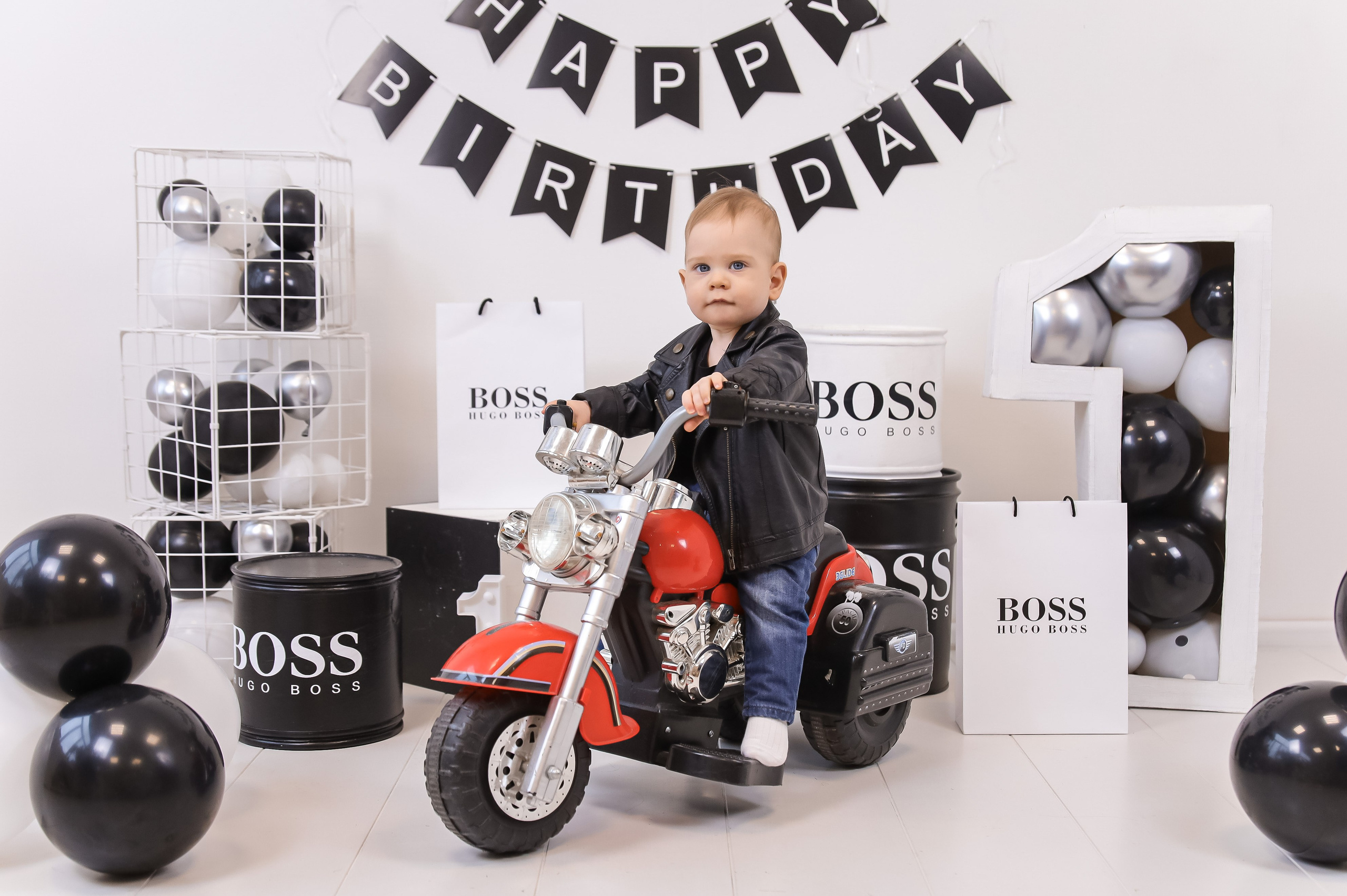 1й Годик Лёвы. Детский и Семейный фотограф в Санкт-Петербурге. Детская Фотостудия «FAMILY STORY»