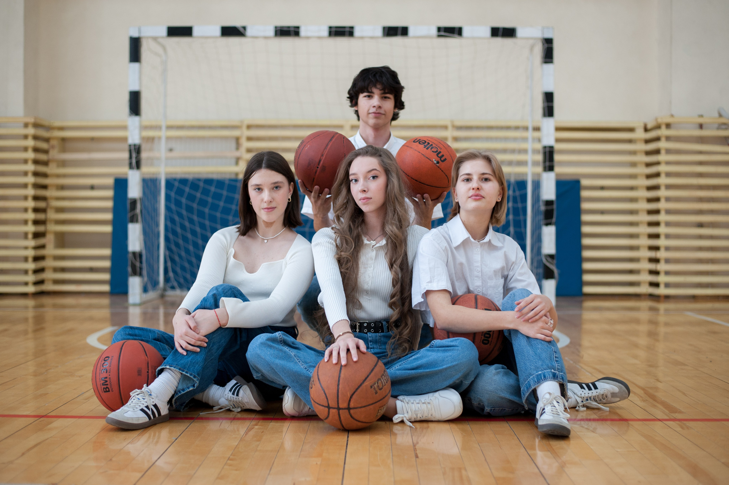 9,11 класс спортзал. Выпускной альбом Чехов, Подольск, Москва