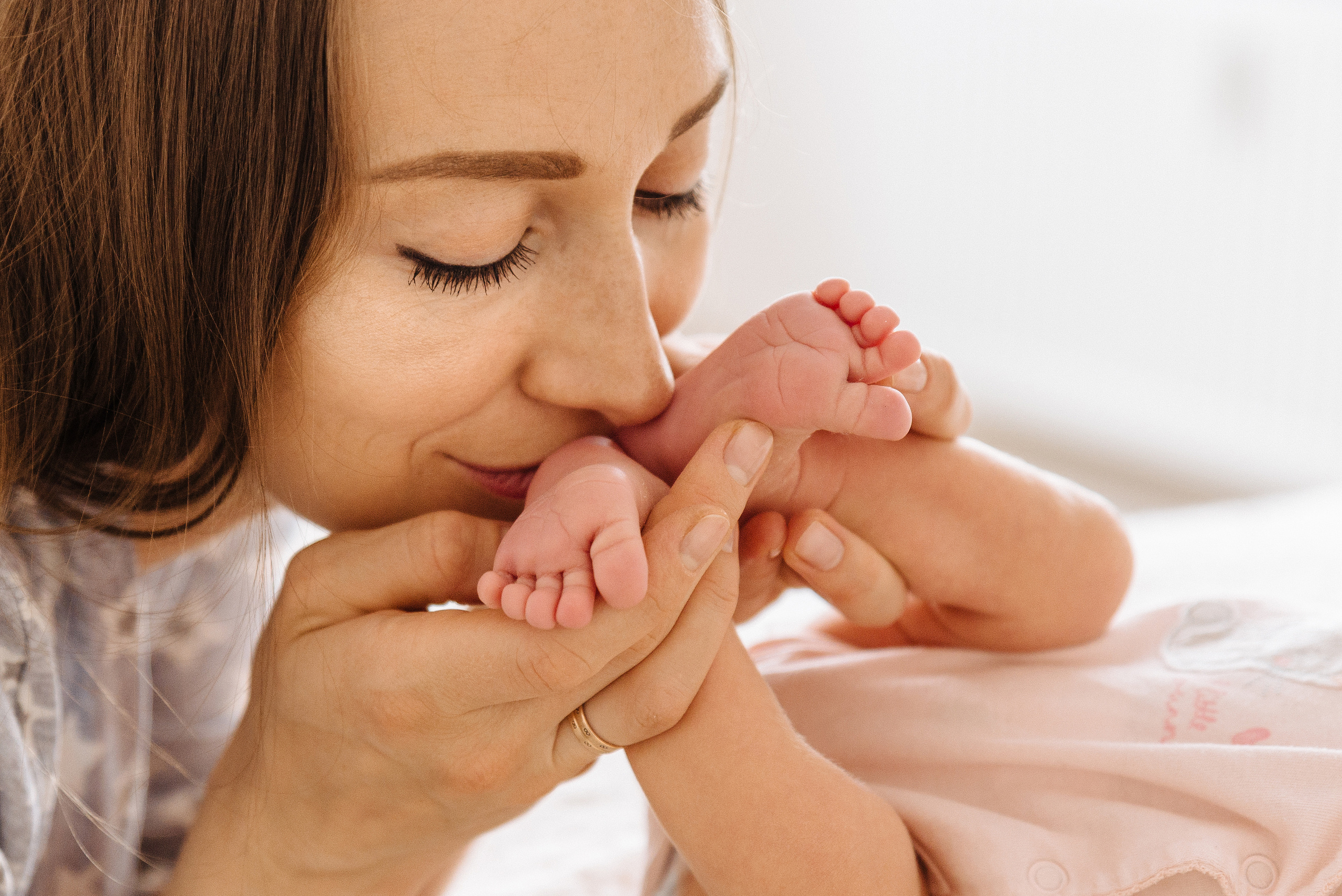 Фотосессия новорожденных дома СПб. Семейный и детский фотограф в Санкт-Петербурге Маша Бичан