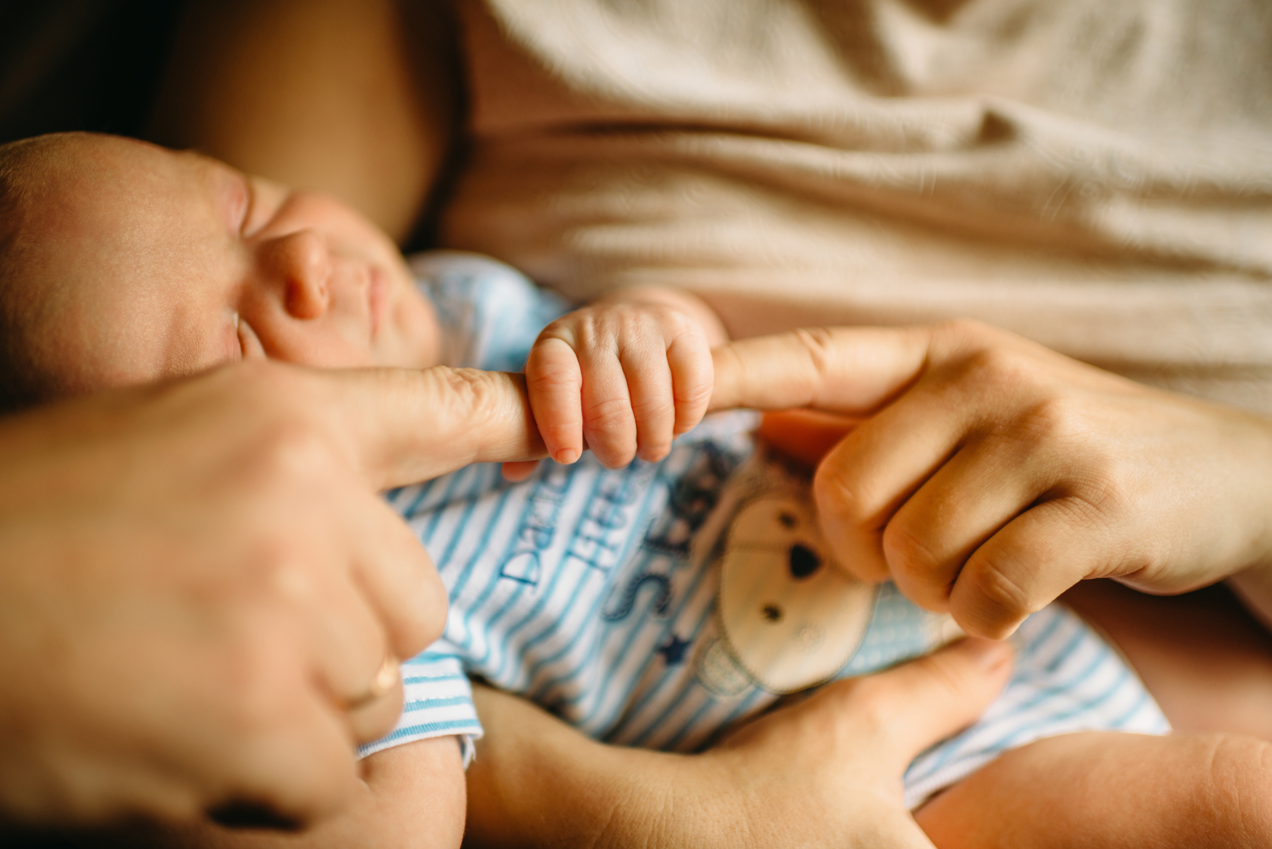 Фотосессия новорожденных дома СПб. Семейный и детский фотограф в Санкт-Петербурге Маша Бичан