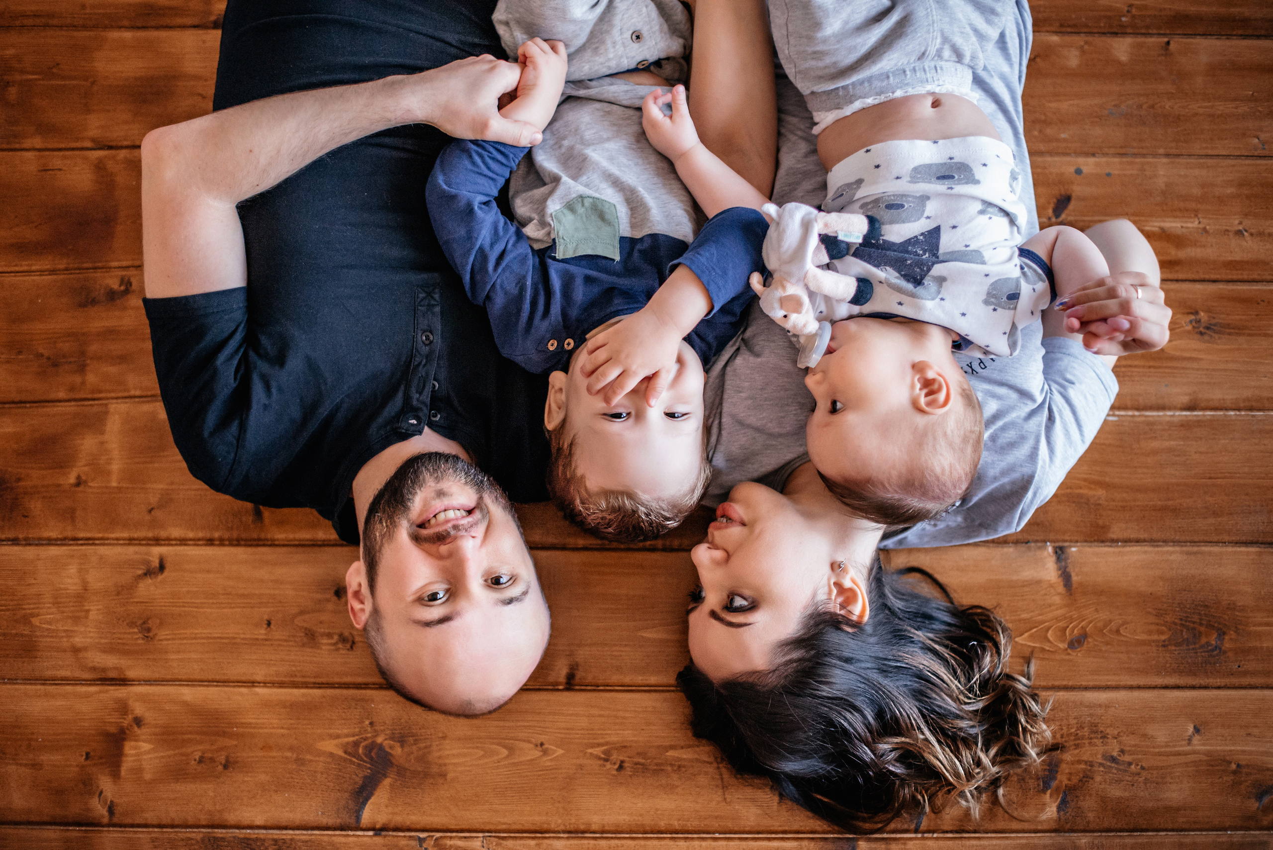 Новогодняя фотосессия в студии СПб. Семейный и детский фотограф в Санкт-Петербурге Маша Бичан