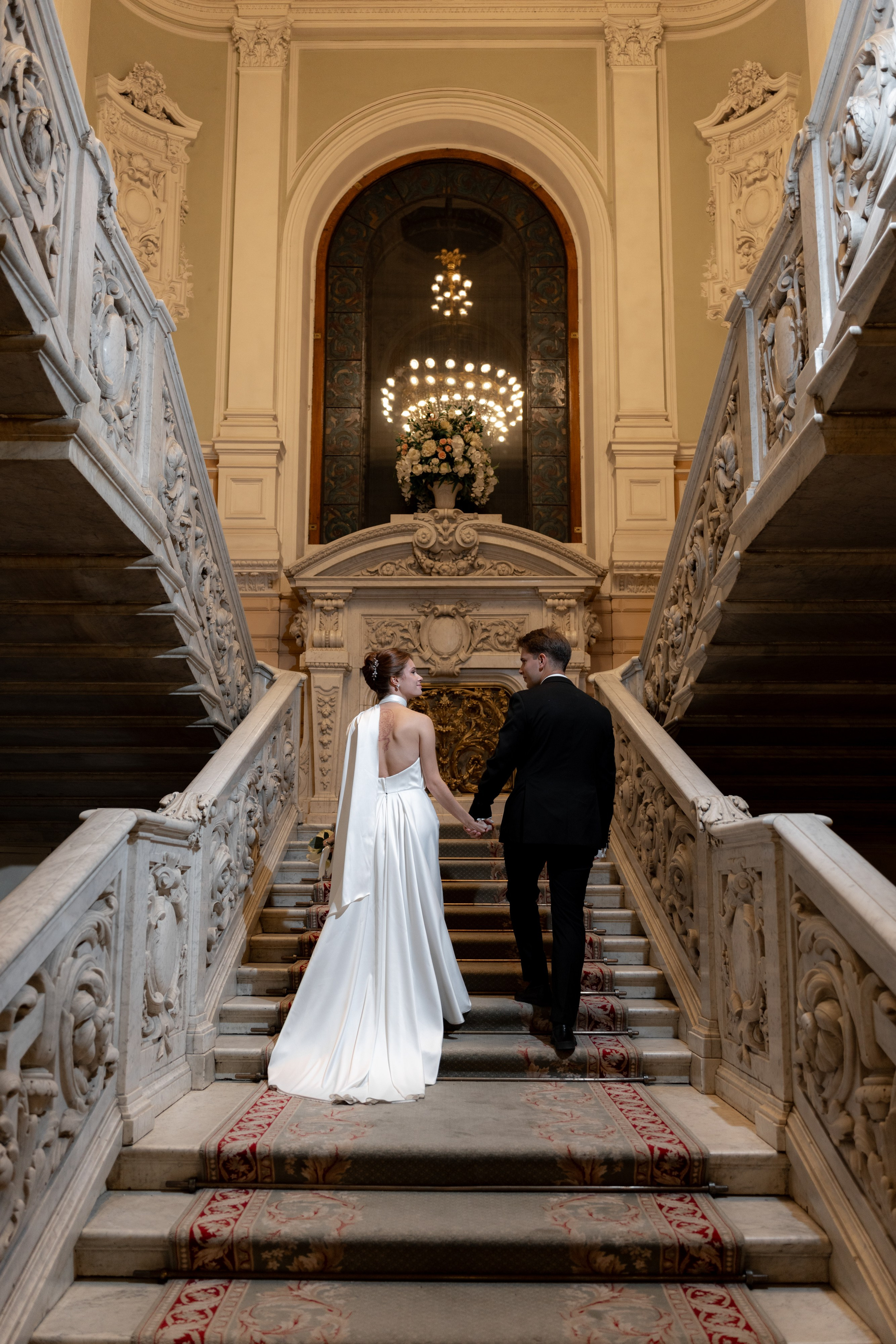 Свадебная съемка на закате. Свадебный фотограф Александр Невский в Санкт-Петербурге