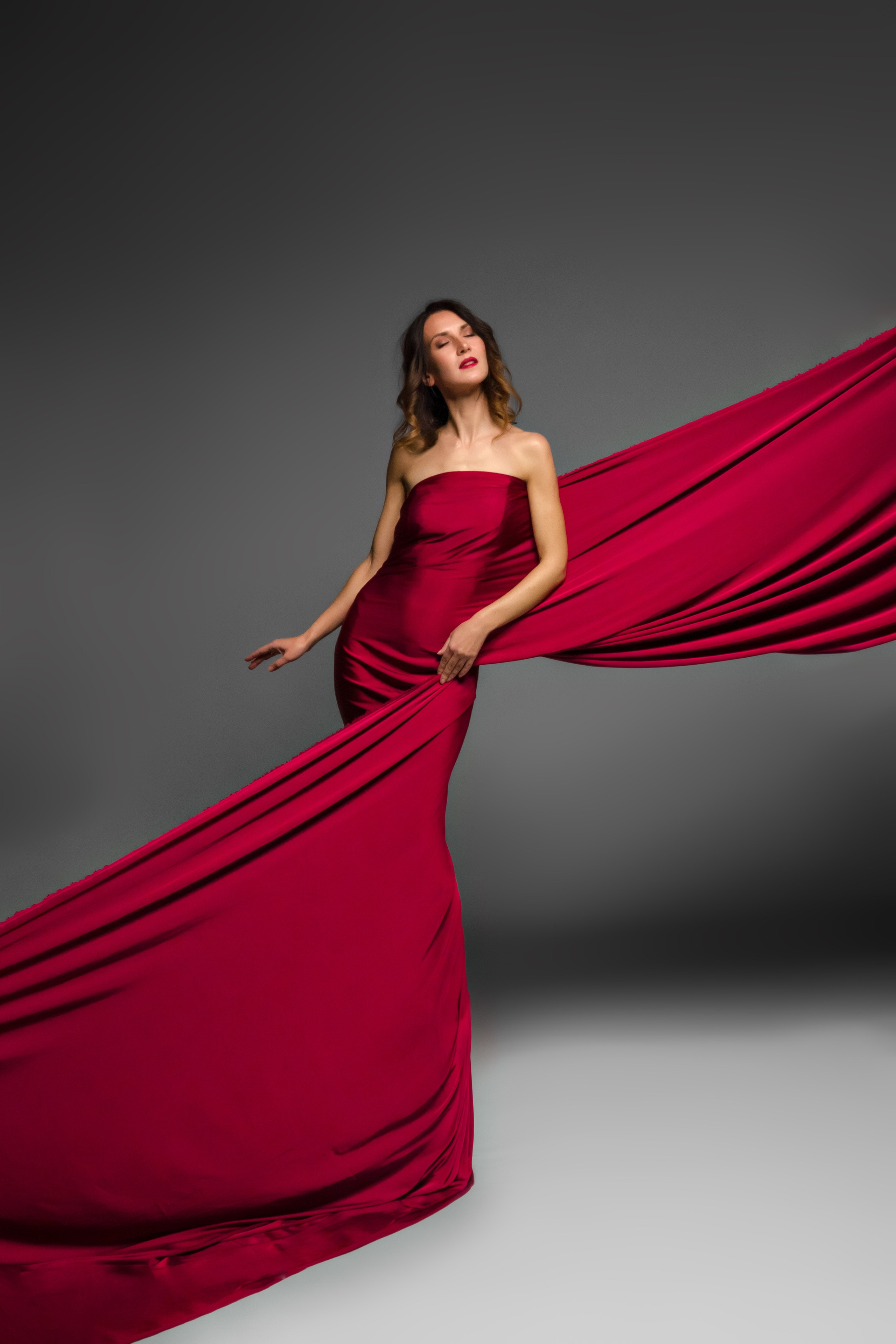 Съемки в студии. Индивидуальные, семейные, студийные съемки в Серпухове и за пределами