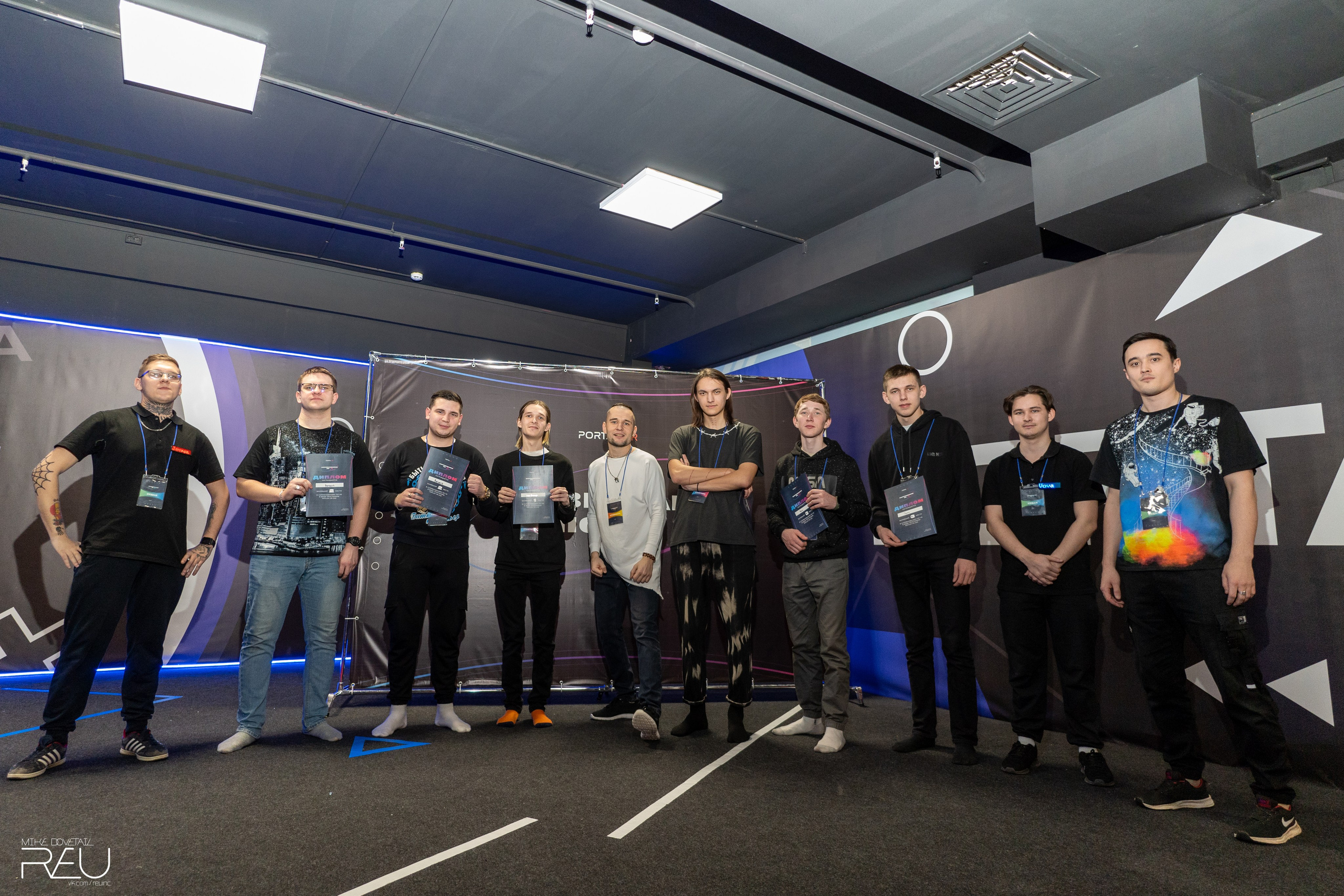 ТУРНИР ПО VR. Mike Dovetail | Портретный и репортажный фотограф