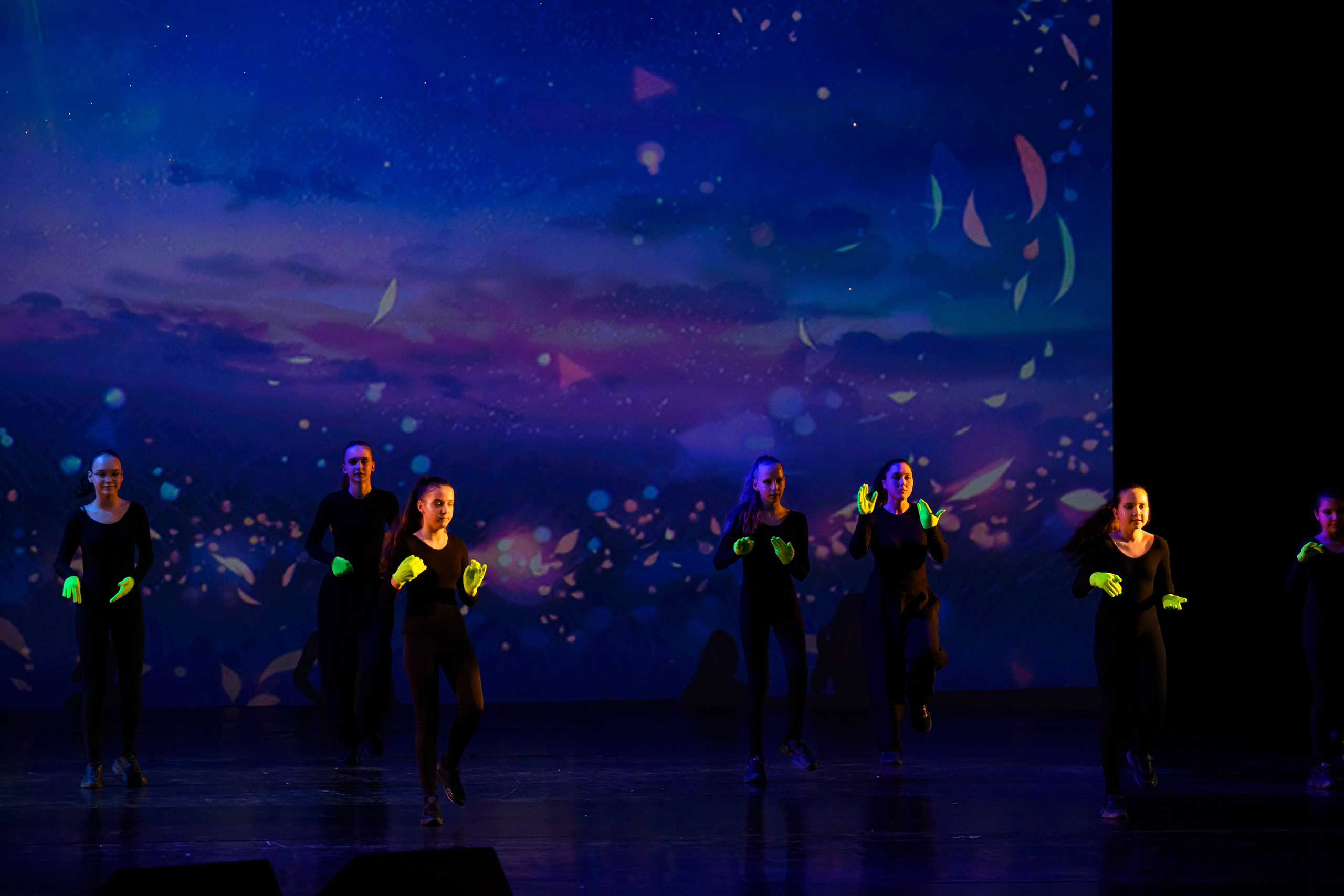 23 апреля, часть 1, БКЗ Октябрьский, г. Санкт-Петербург. Золотое яблочко