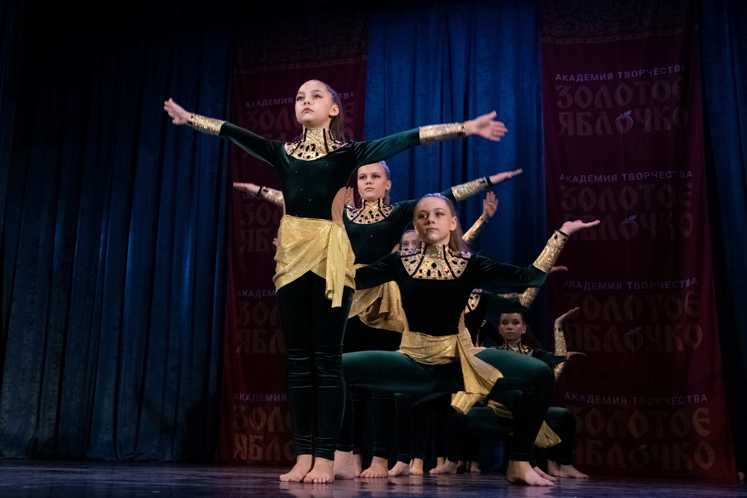 7 декабря, г. Выборг. Золотое яблочко