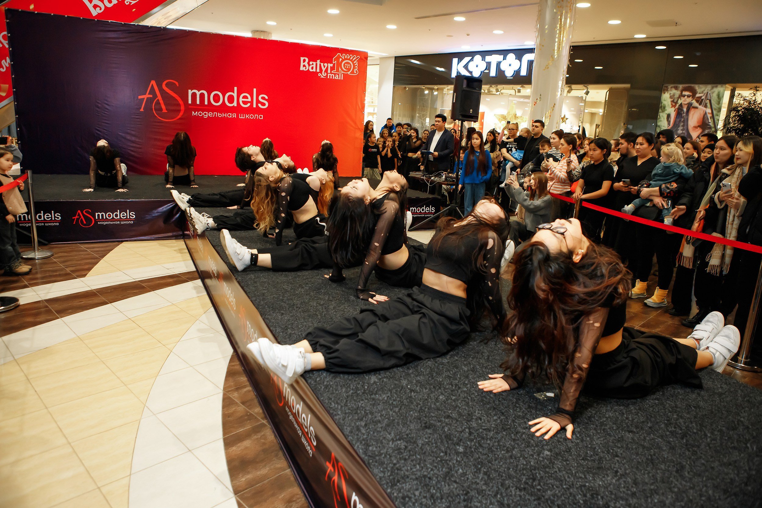 Fashion Show модельной школы AS Models. Кипятком Павлодар