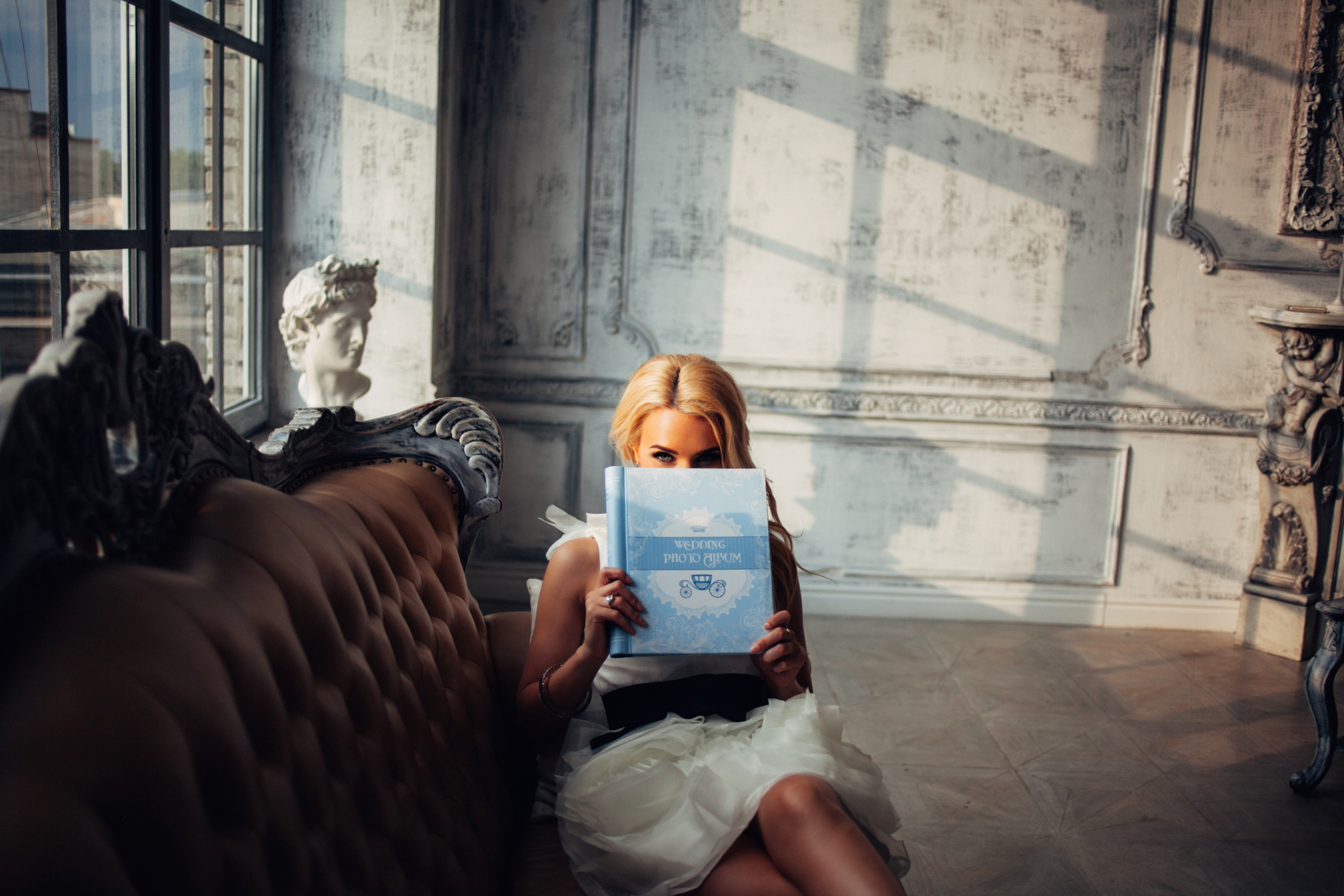 Сборы невесты в студии. Семейный фотограф, свадебный фотограф, женский портрет в Санкт-Петербу