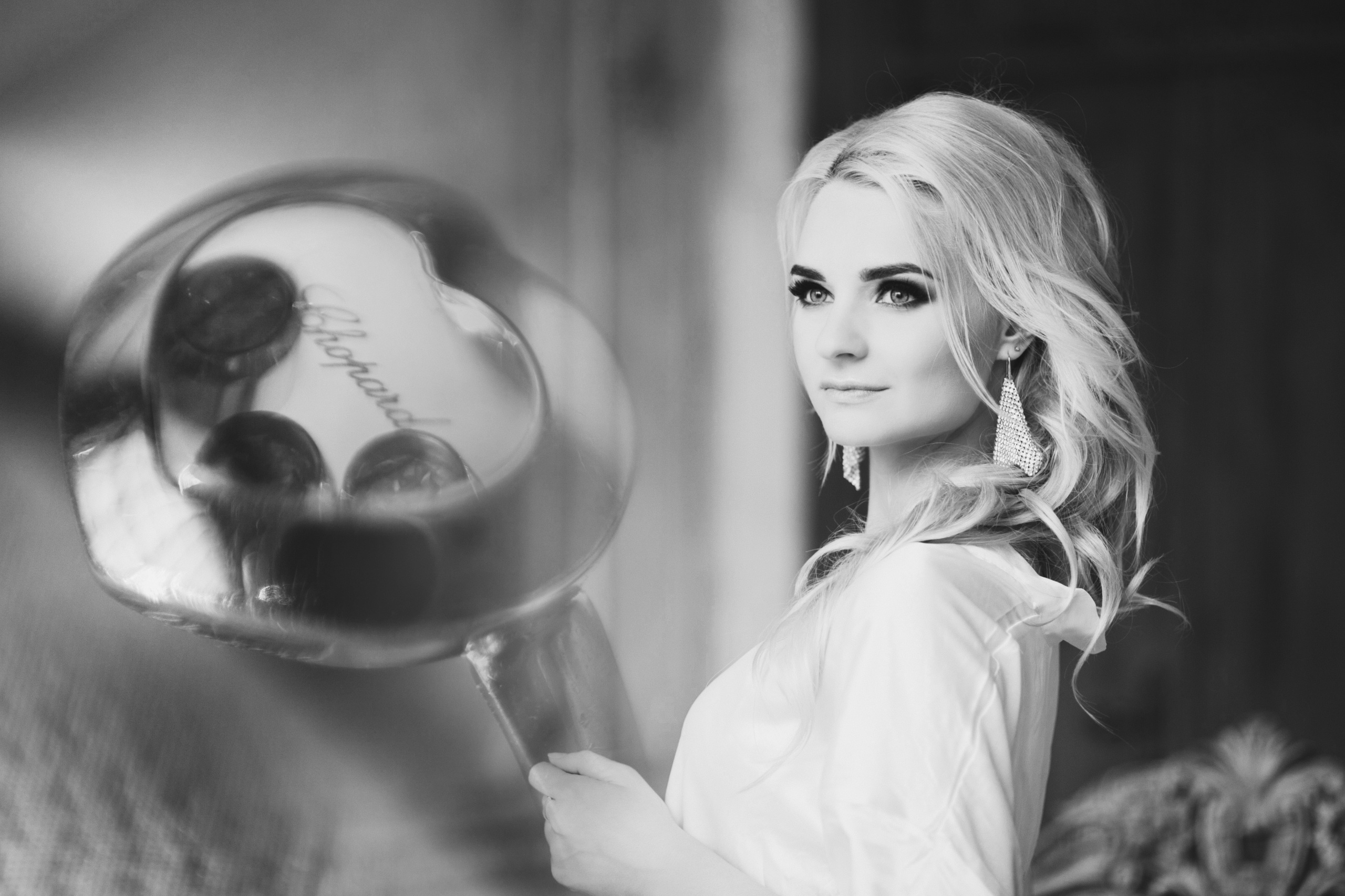 Сборы невесты в студии. Семейный фотограф, свадебный фотограф, женский портрет в Санкт-Петербу