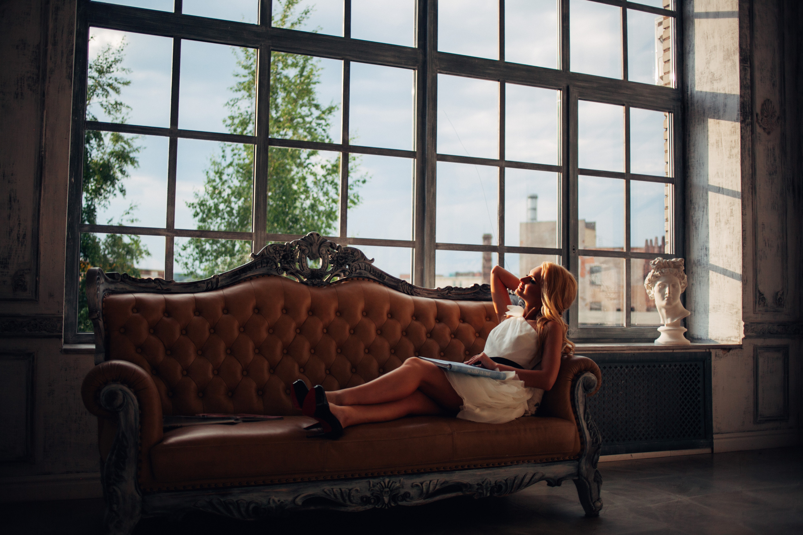 Сборы невесты в студии. Семейный фотограф, свадебный фотограф, женский портрет в Санкт-Петербу