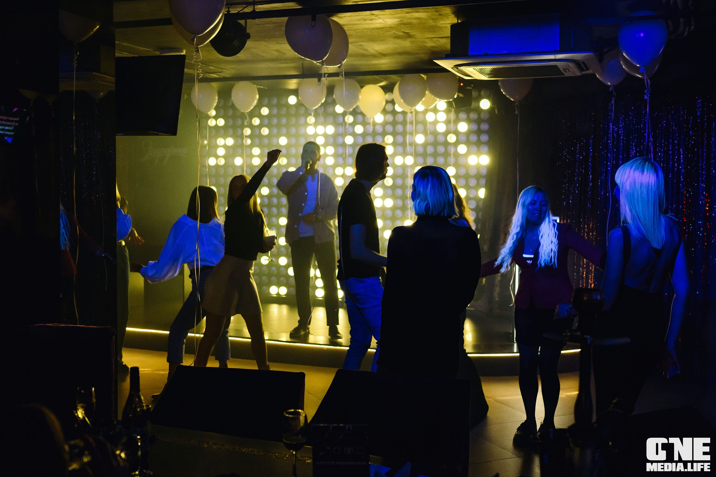 Фоторепортаж из караоке-клуба Эйфория. One Media Life: фоторепортажи, фотоотчеты с мероприятий и заведений