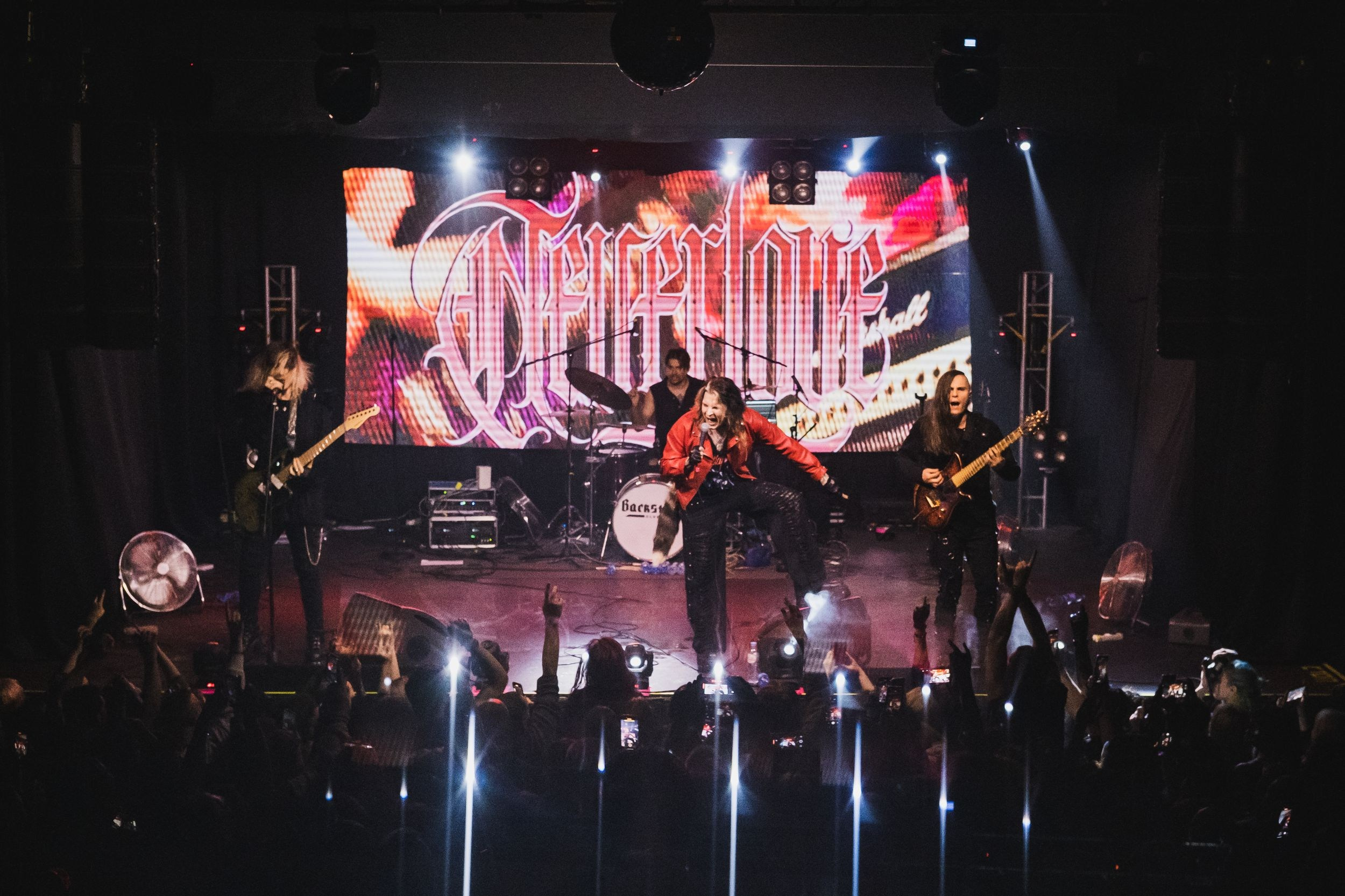 Neverlove. Репортажный фотограф Алексей Пирязев