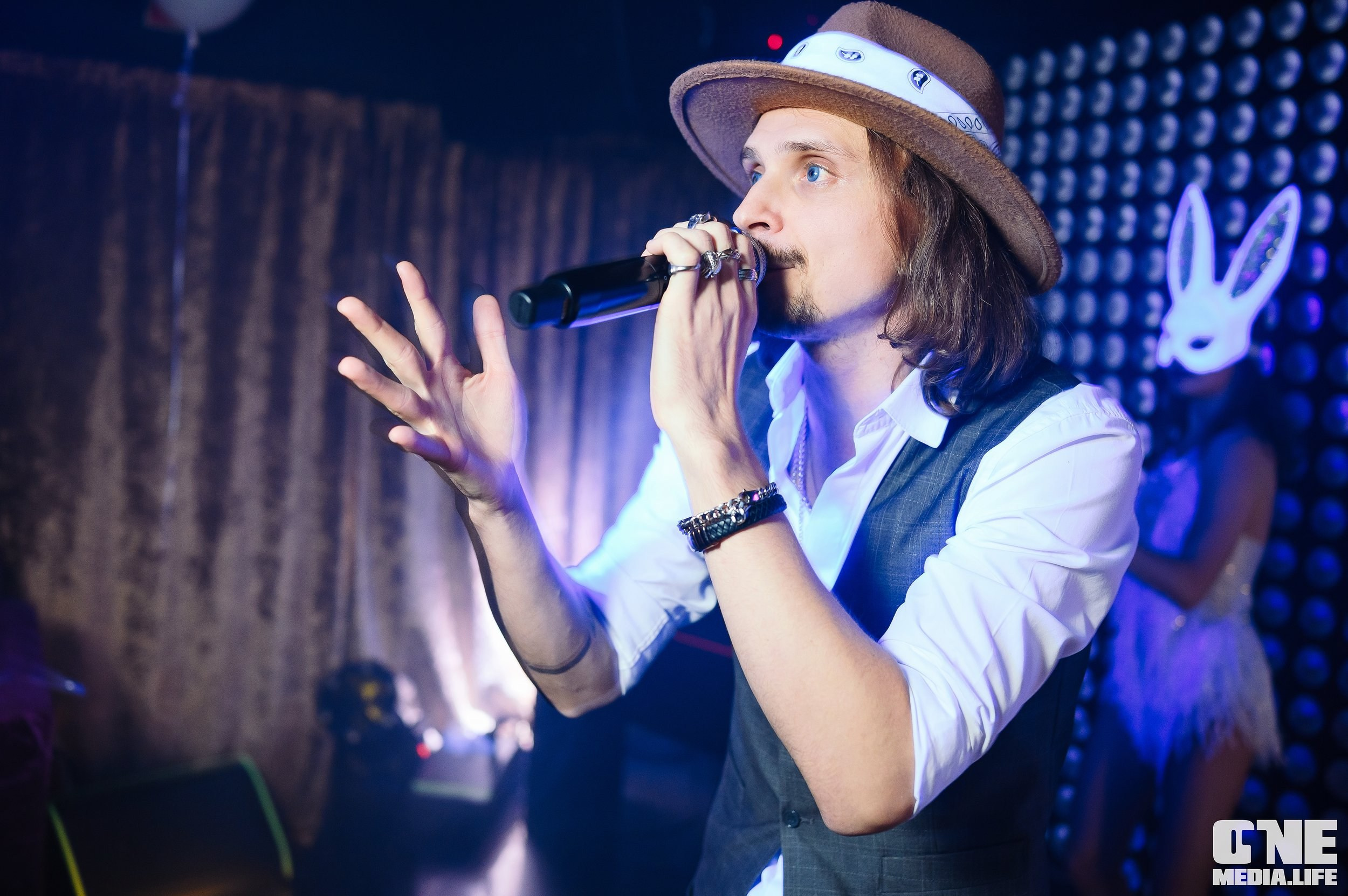 Фоторепортаж из караоке-клуба Эйфория. One Media Life: фоторепортажи, фотоотчеты с мероприятий и заведений