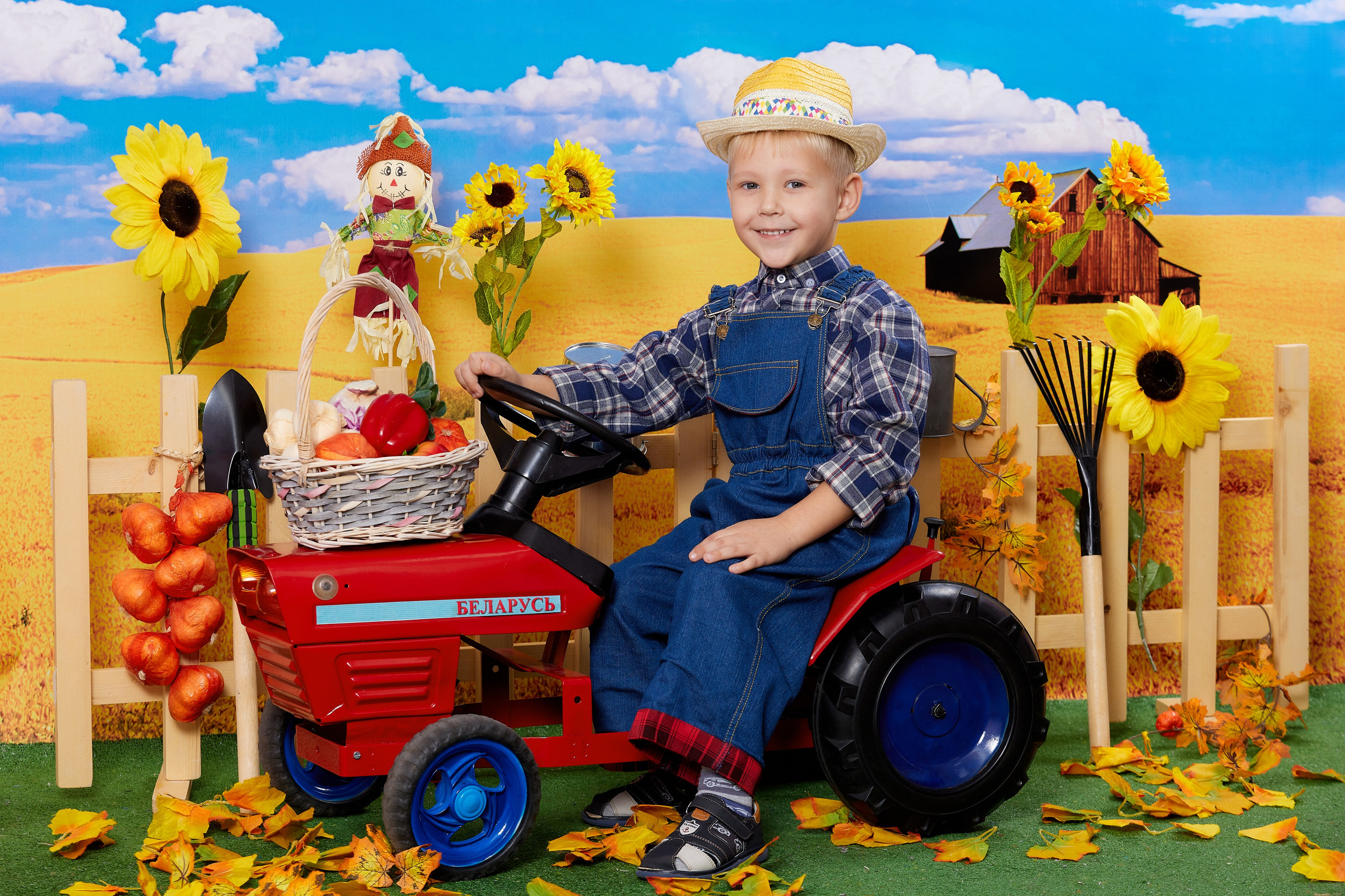 Тракторист. Детская выездная фотостудия