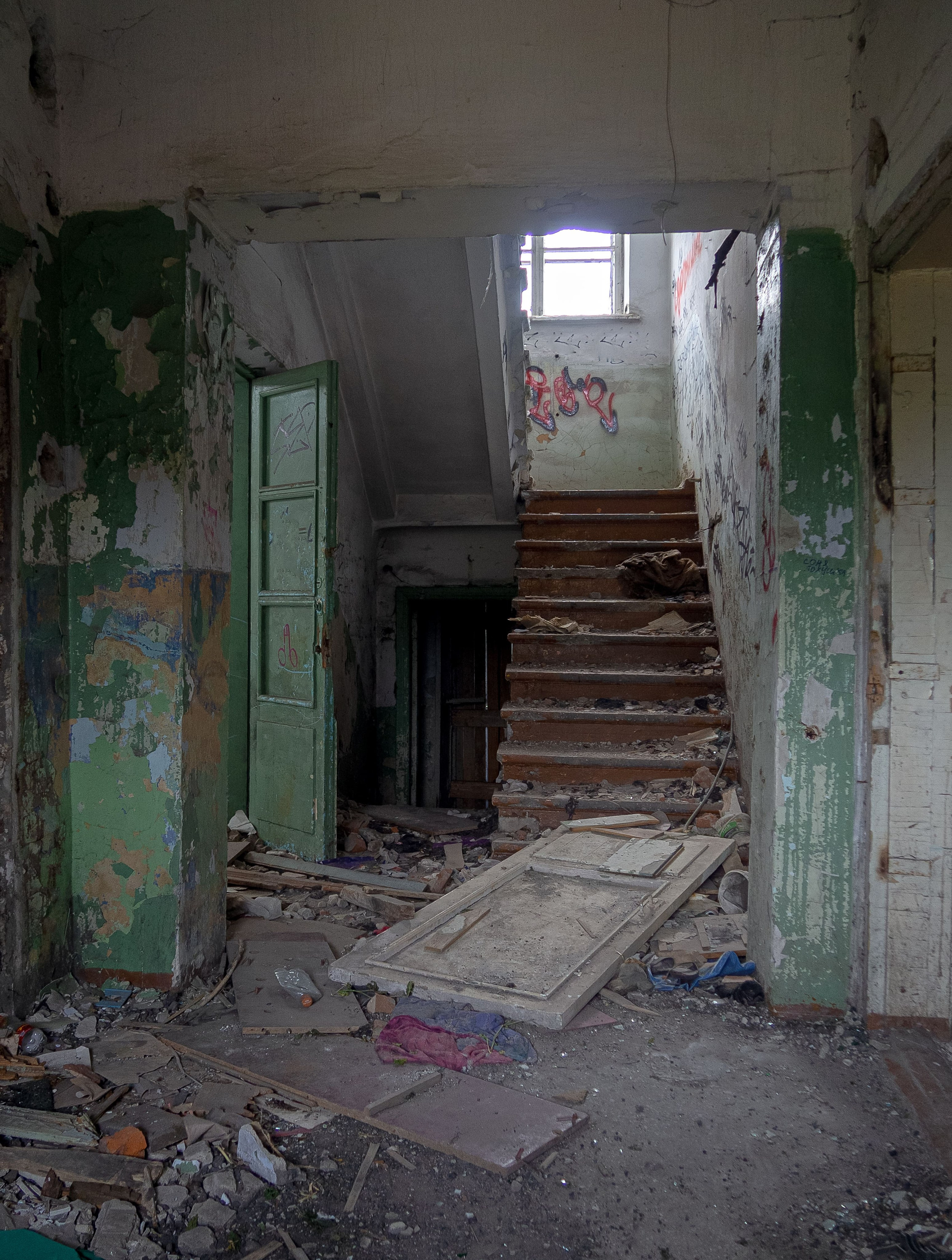 Здание детского сада № 33, «Пчёлка»