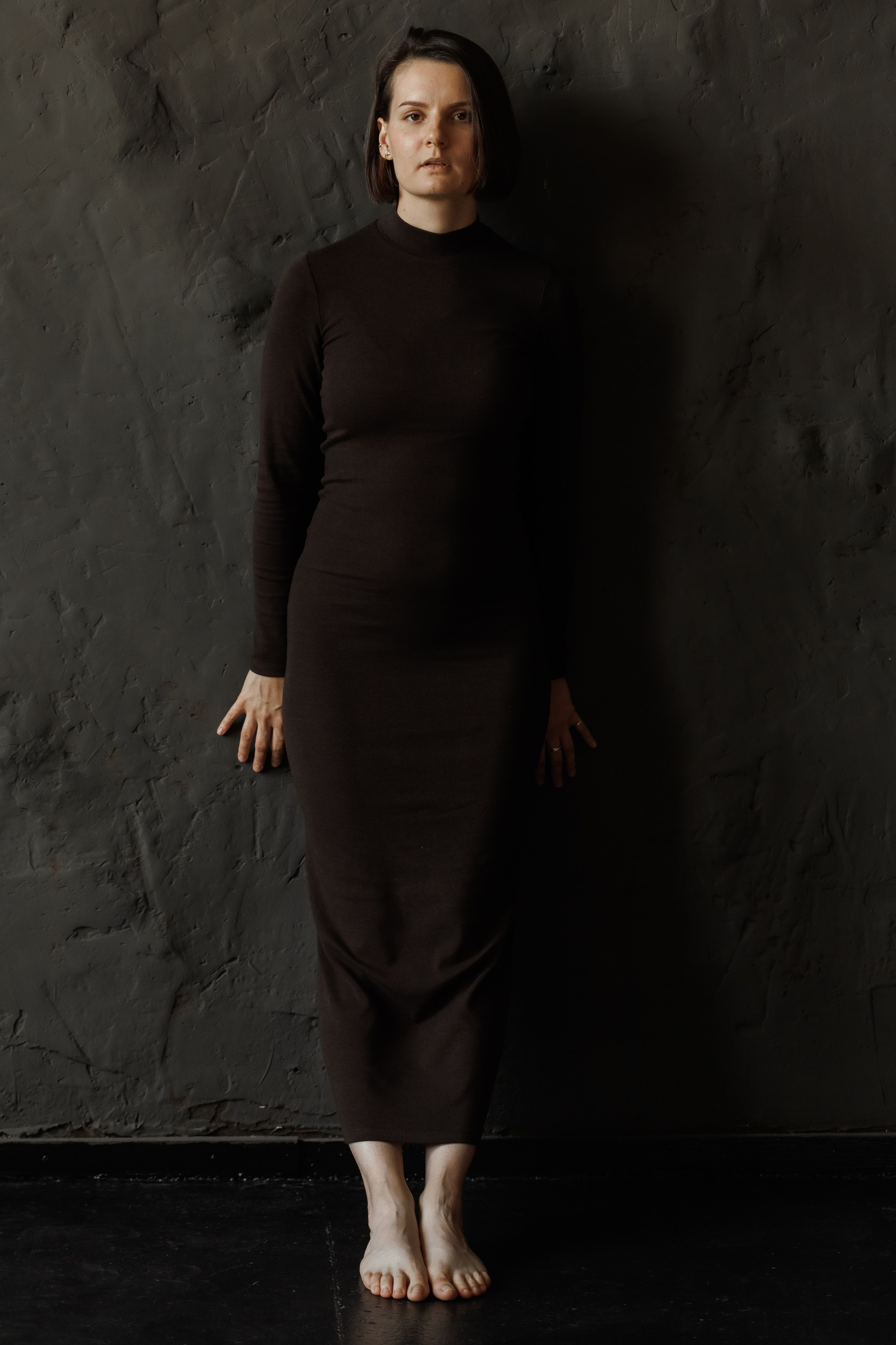 Камерная фотосессия в минималистичном ключе в теплых тонах в Костроме. Фотограф Екатерина Селиверстова. Портретный и репортажный фотограф Екатерина Селиверстова, Кострома