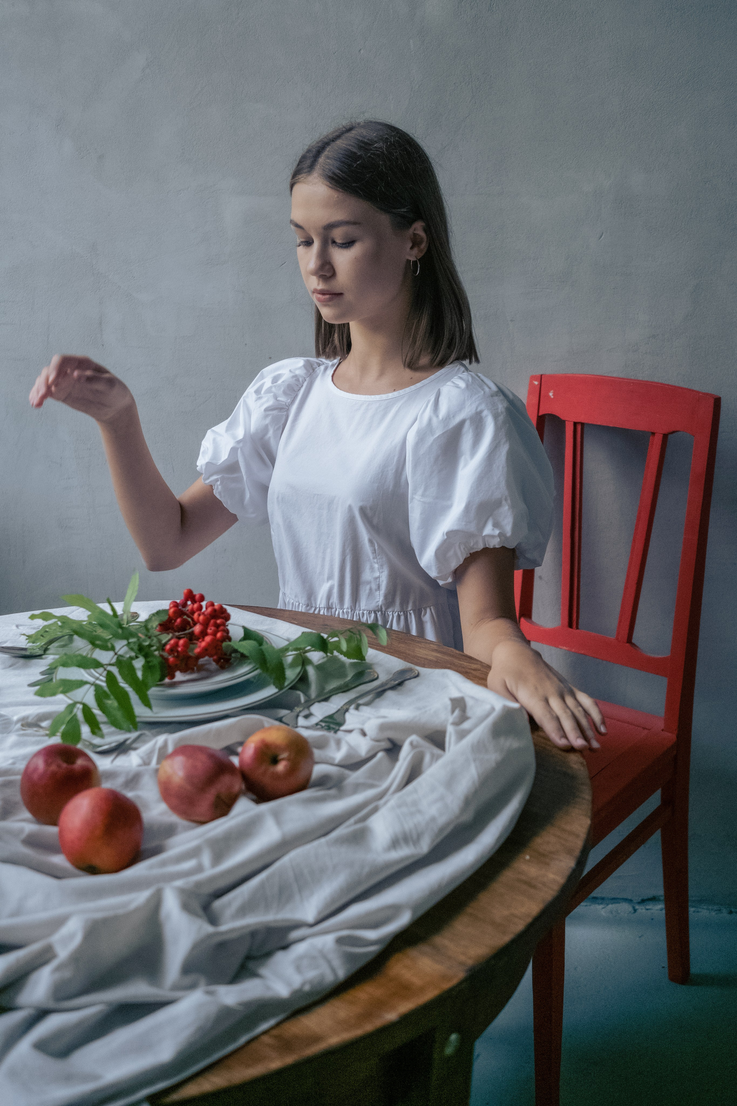 Творческая фотосессия с рябиной в Костроме. Портретный и репортажный фотограф Екатерина Селиверстова, Кострома