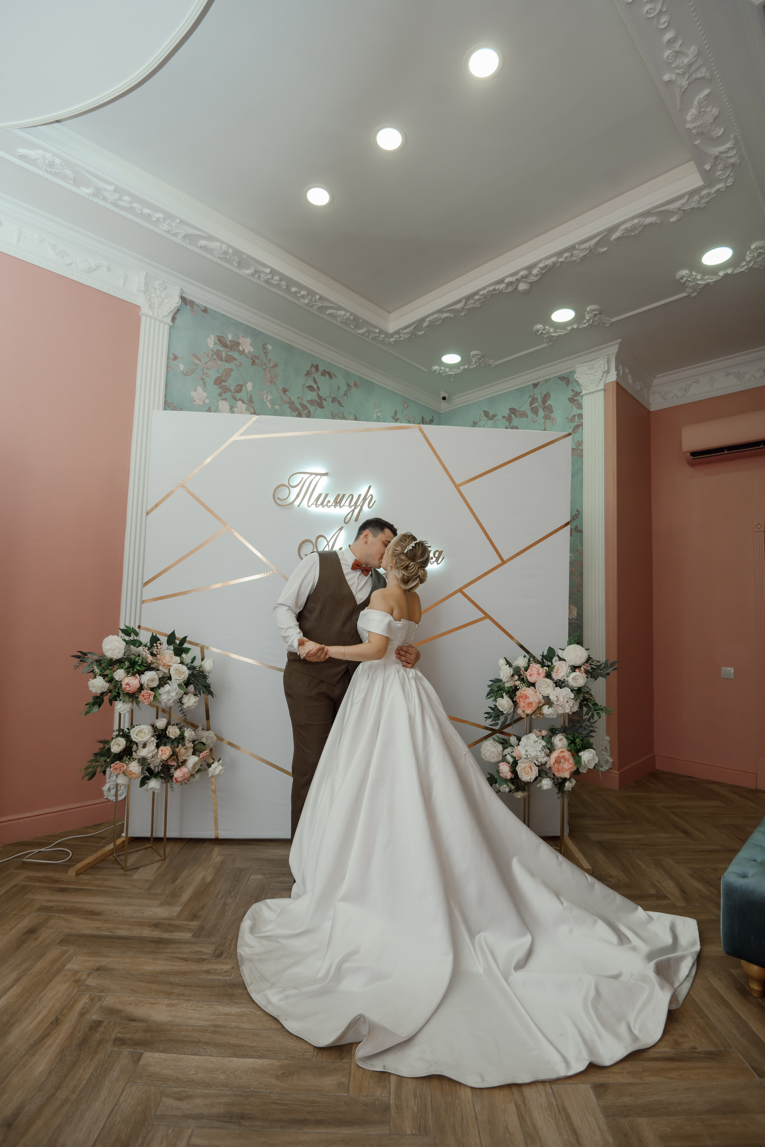 T & A. Свадебный фотограф в г. Астрахань. Так же выезжаю в другие города