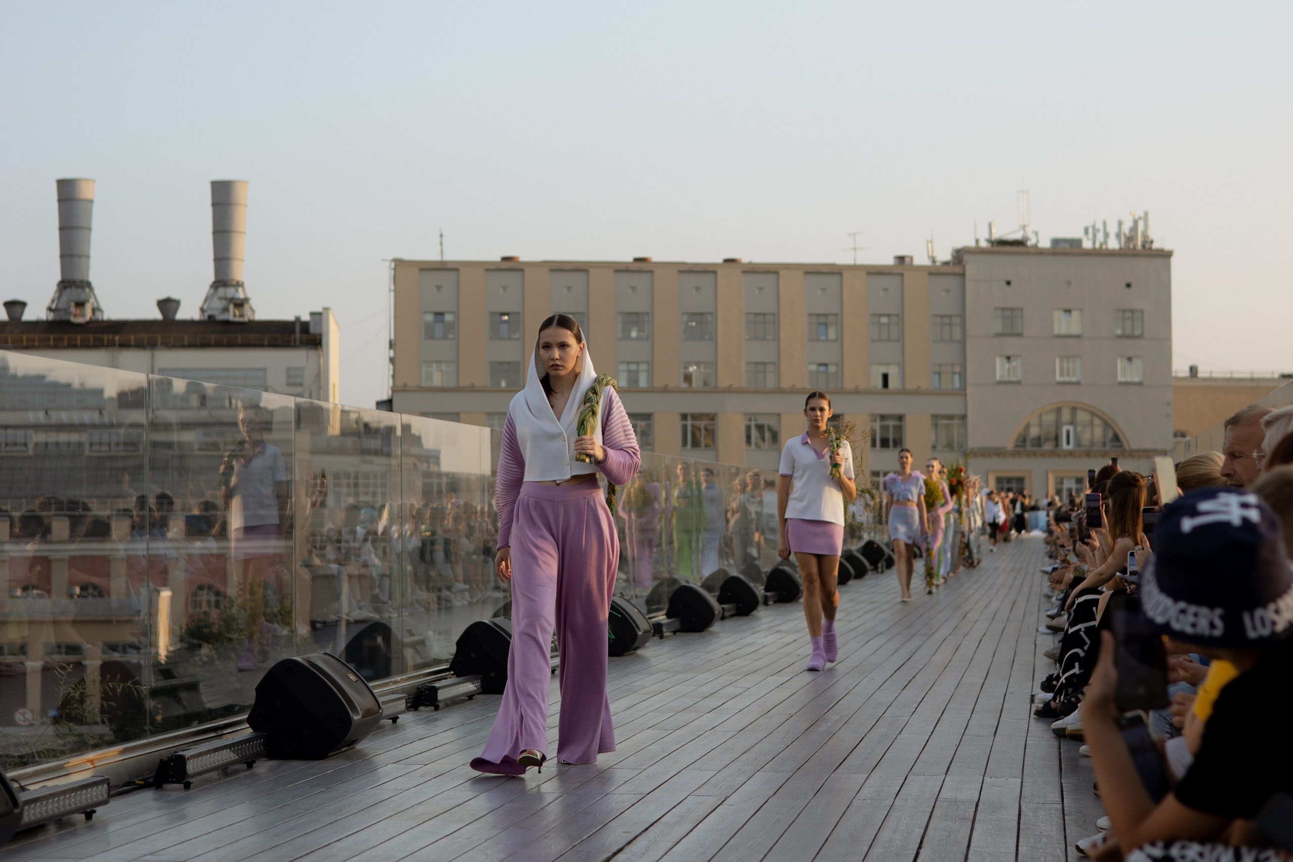 Модный показ. Парящий мост. Оформление свадеб, декор свадеб Вера Маркова, Москва