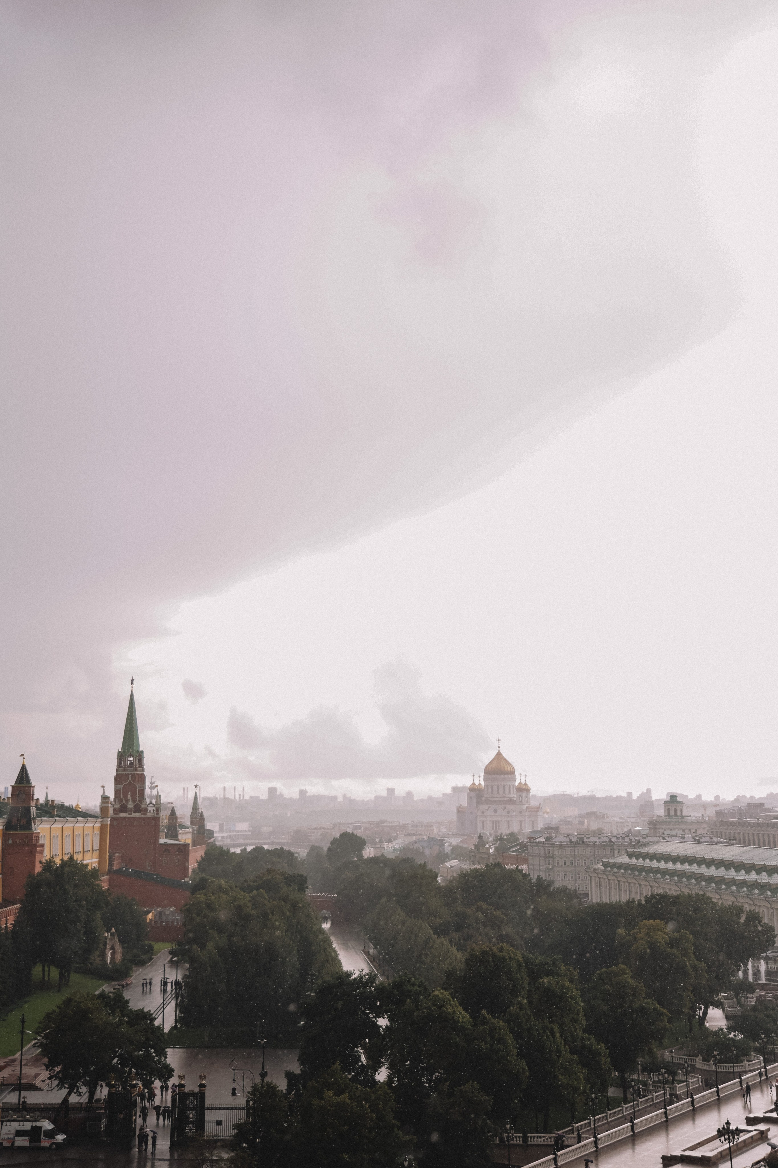 А если дождь?. Свадебный фотограф в Москве и Санкт- Петербурге Алина Сараева