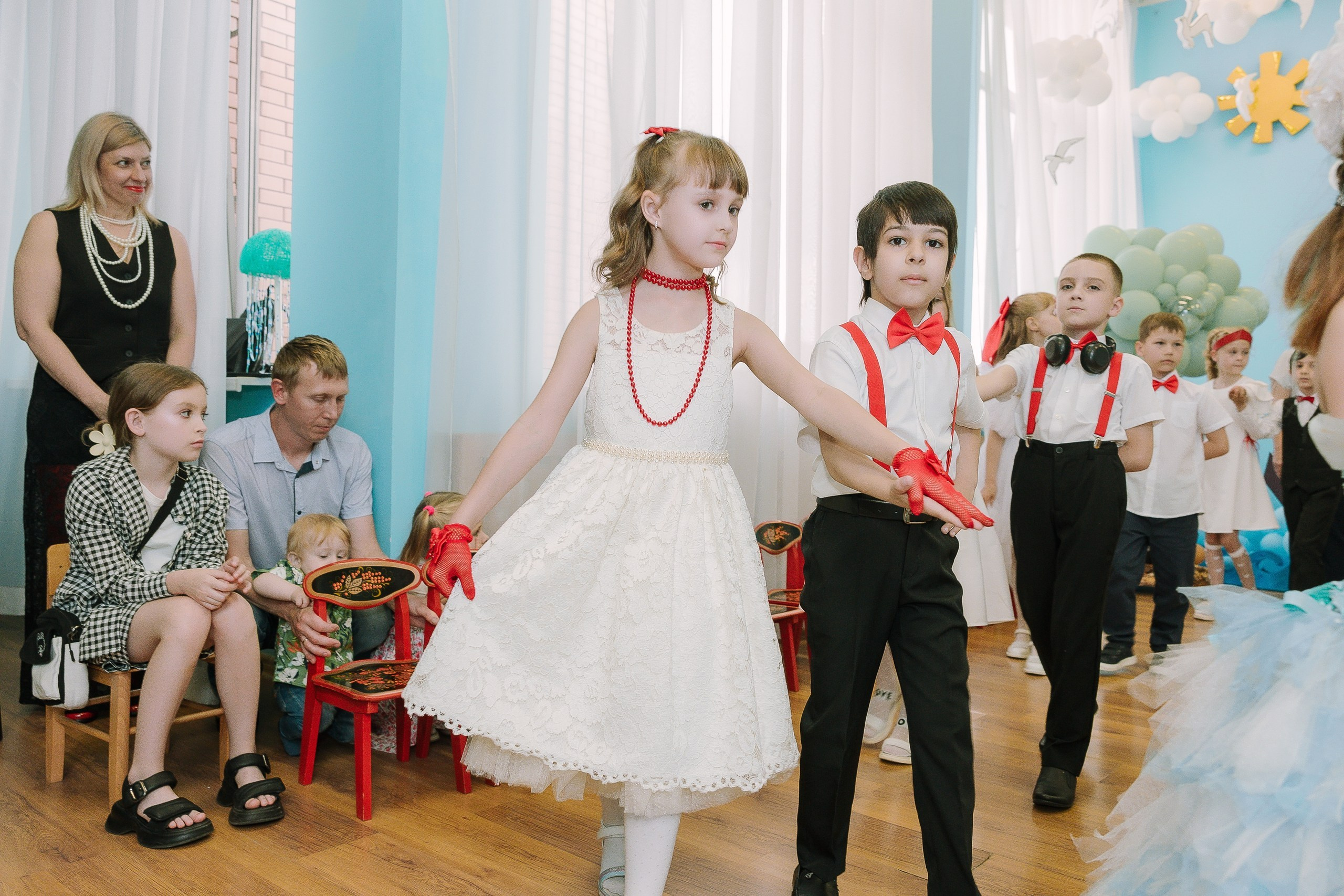 Выпускной 10 ДС. Выпускные альбомы Натальи Бутко: Новороссийск, Анапа, Геленджик