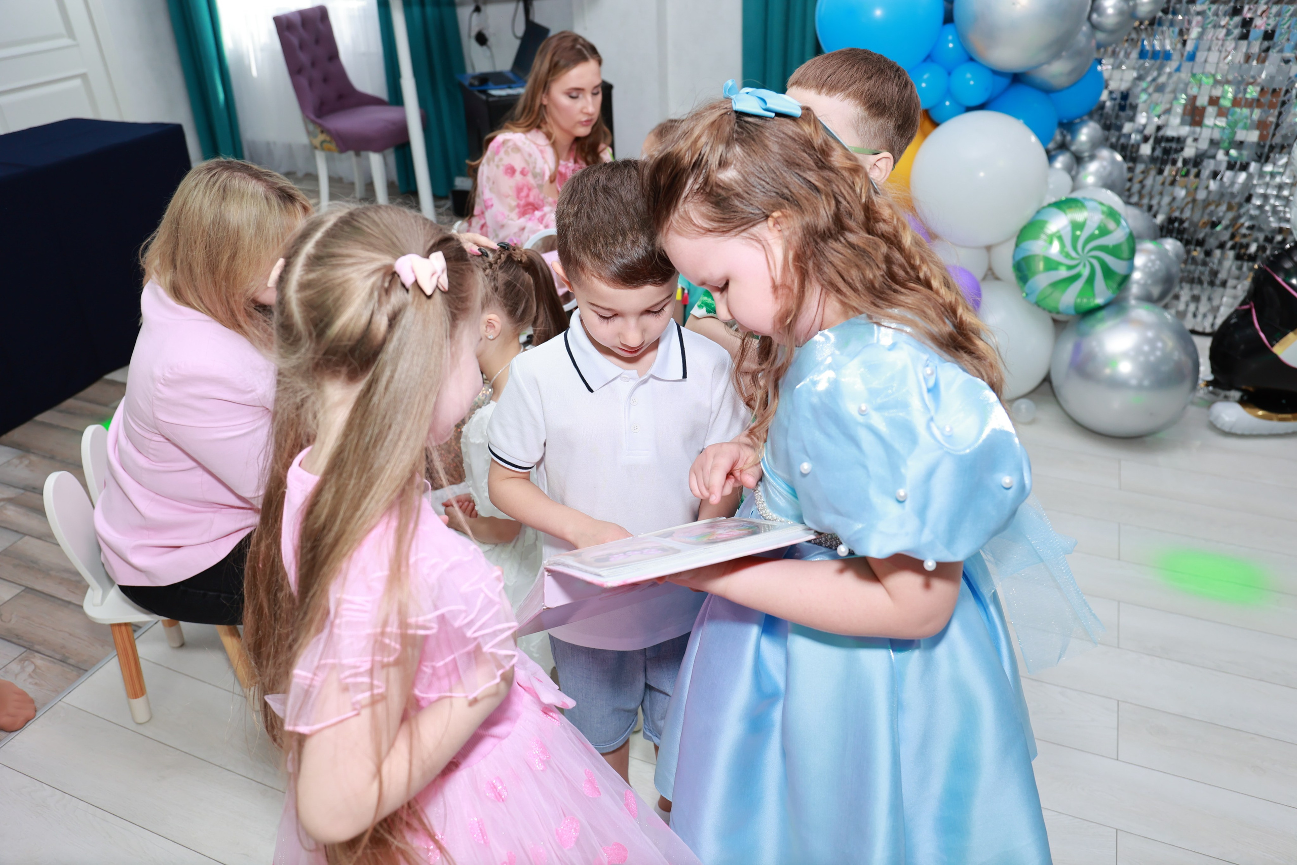 Выпускной в Fantasy Hall. Детский семейный фотограф Краснодар