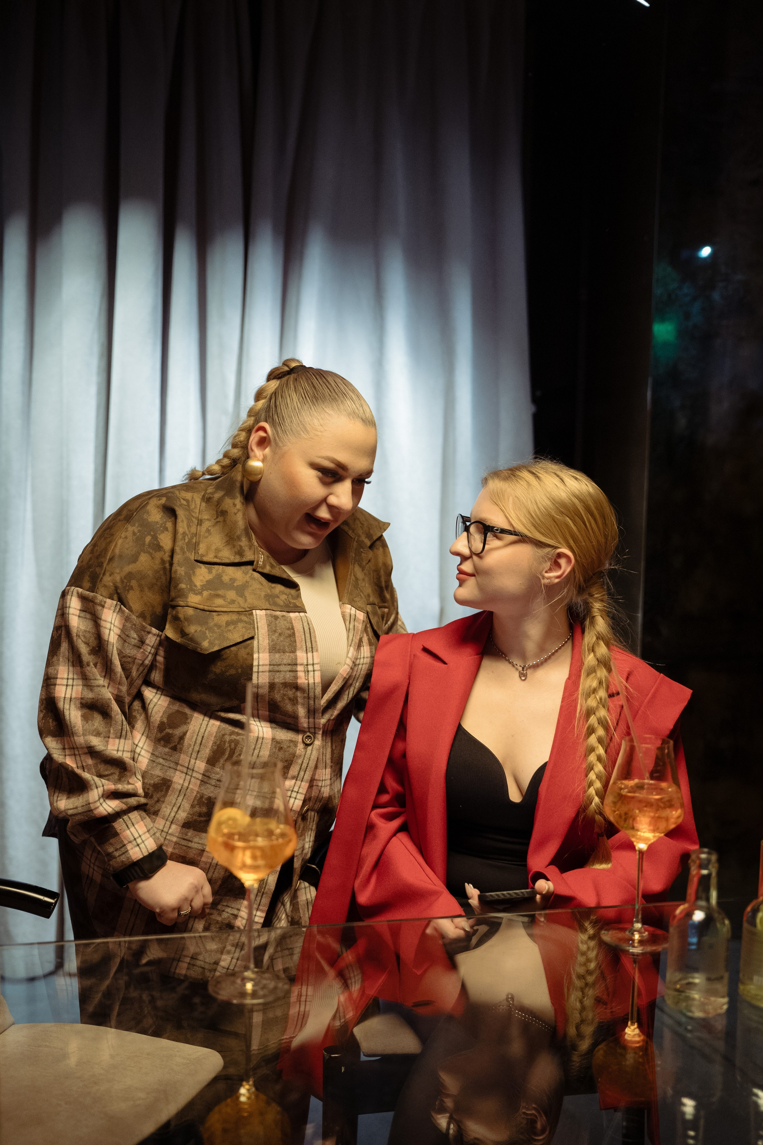 Вечеринка INSTADIUM репортажный фотограф Саша Дружинина. Репортажный фотограф в Москве Саша Дружинина