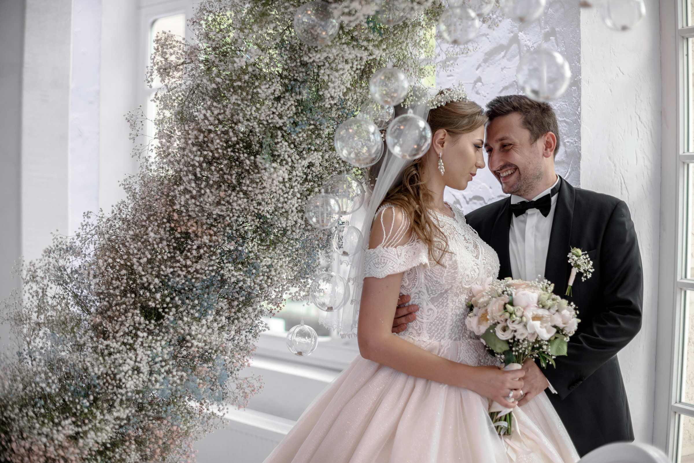 Свадьба в отеле St Regis, банкет в Довиль, церемония Вилла Ротонда. Свадебный фотограф Виктория Карпова