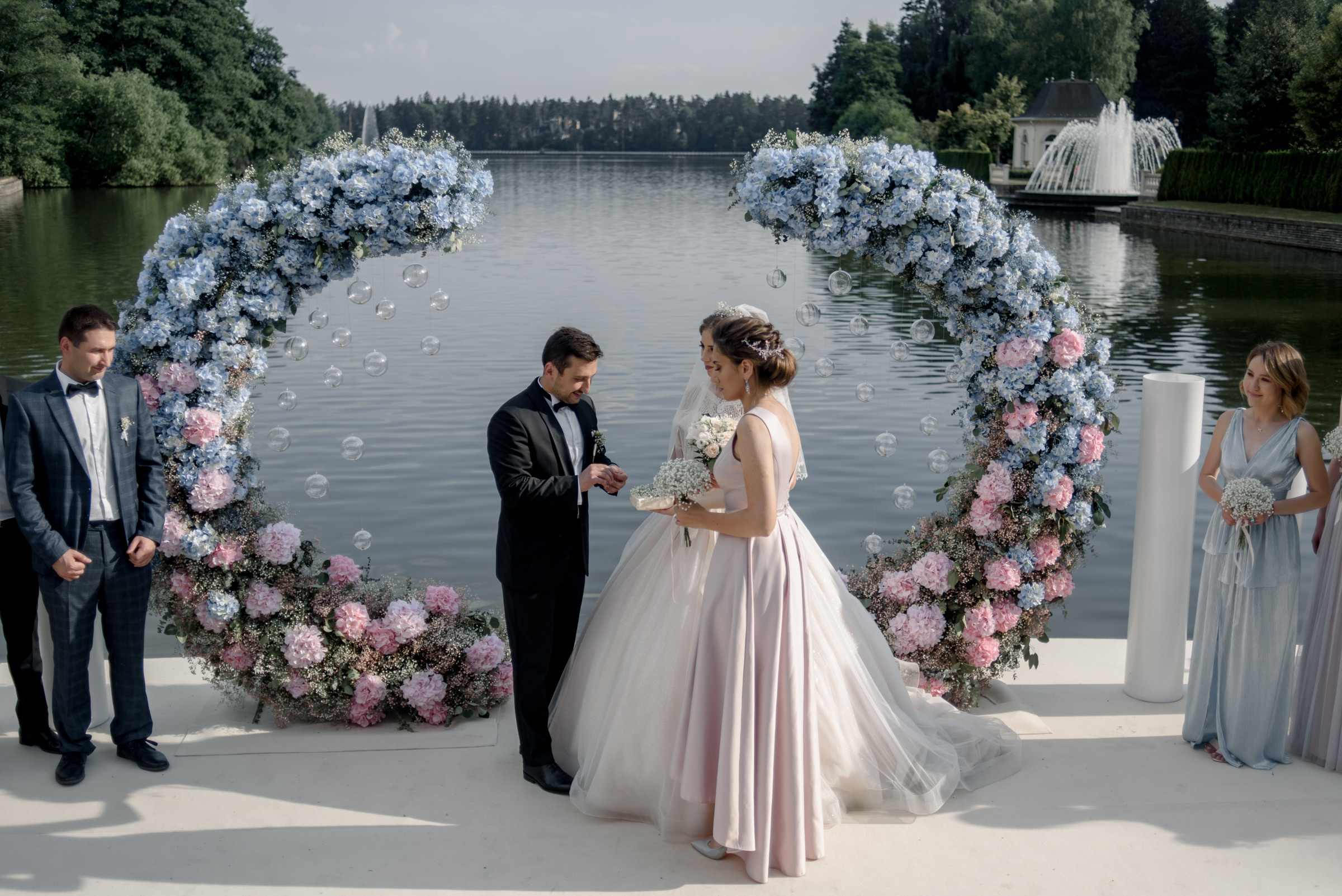 Свадьба в отеле St Regis, банкет в Довиль, церемония Вилла Ротонда. Свадебный фотограф Виктория Карпова