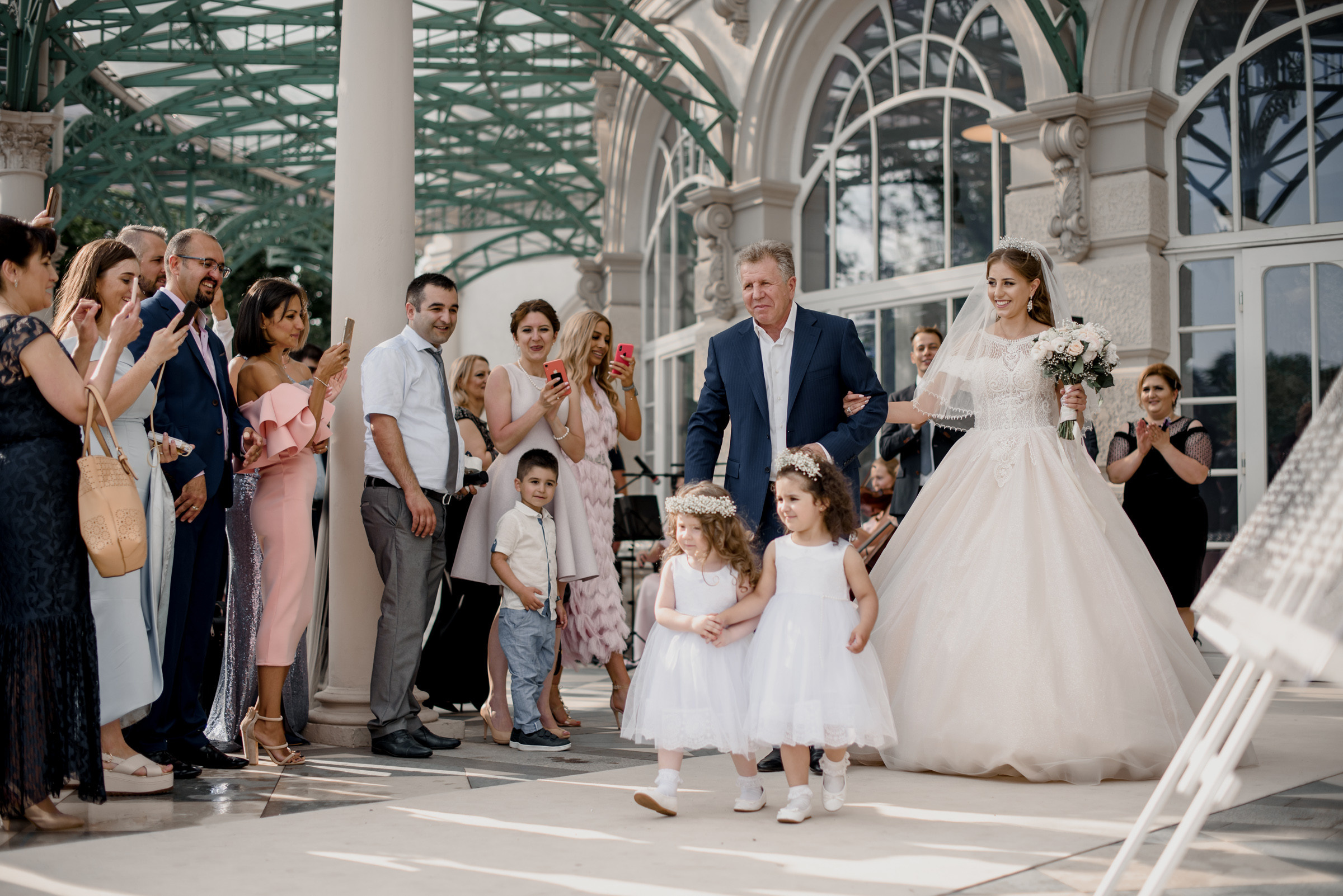 Свадьба в отеле St Regis, банкет в Довиль, церемония Вилла Ротонда. Свадебный фотограф Виктория Карпова