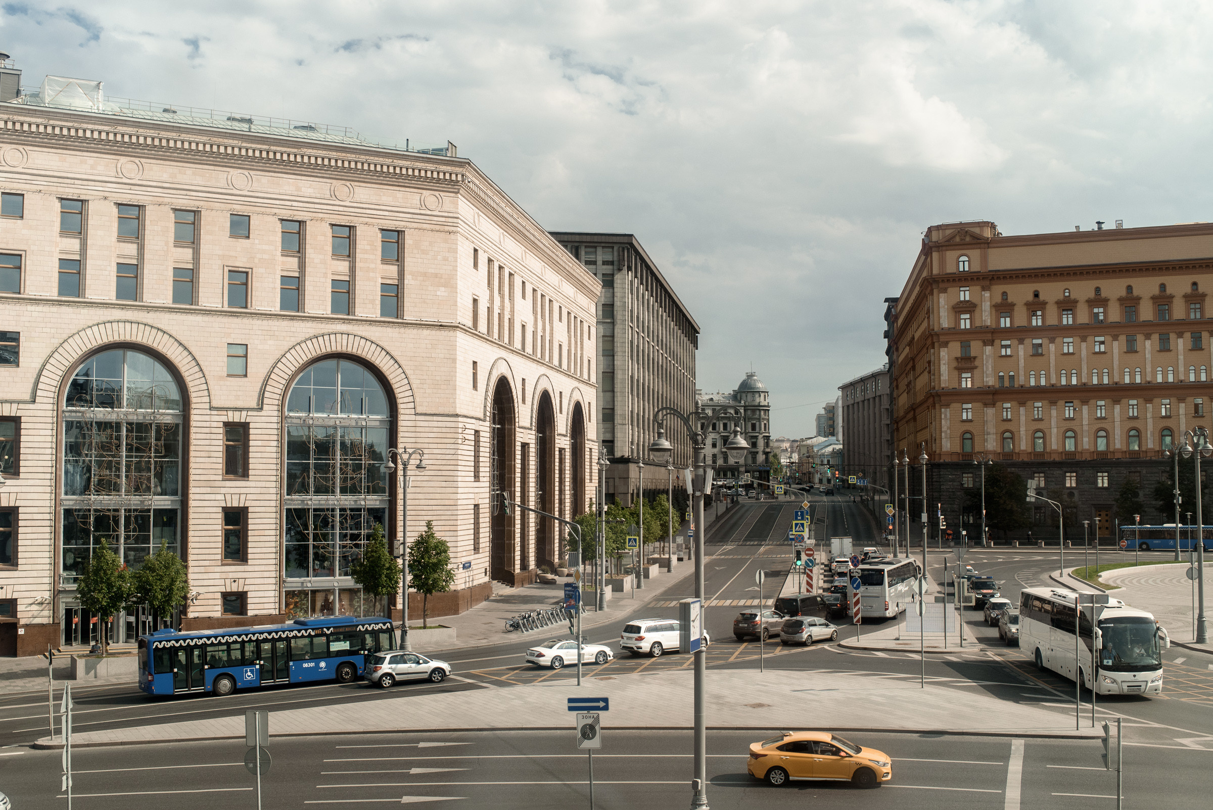Свадьба в отеле St Regis, банкет в Довиль, церемония Вилла Ротонда. Свадебный фотограф Виктория Карпова