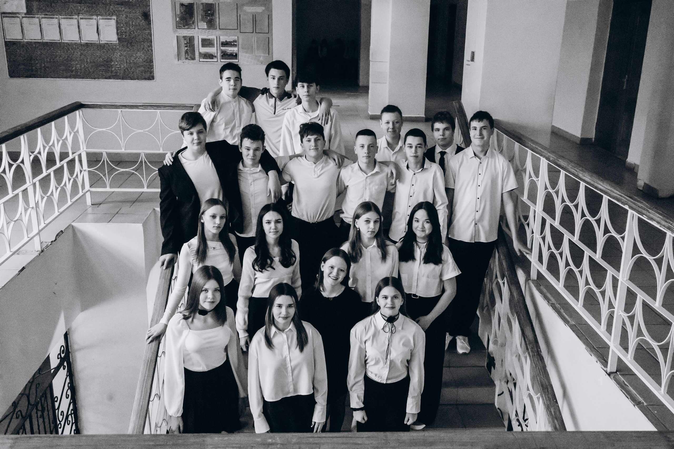 СОШ № 26 Тугулым 2025. Семейный фотограф Нижневартовск Тюмень Ефимова Ирина