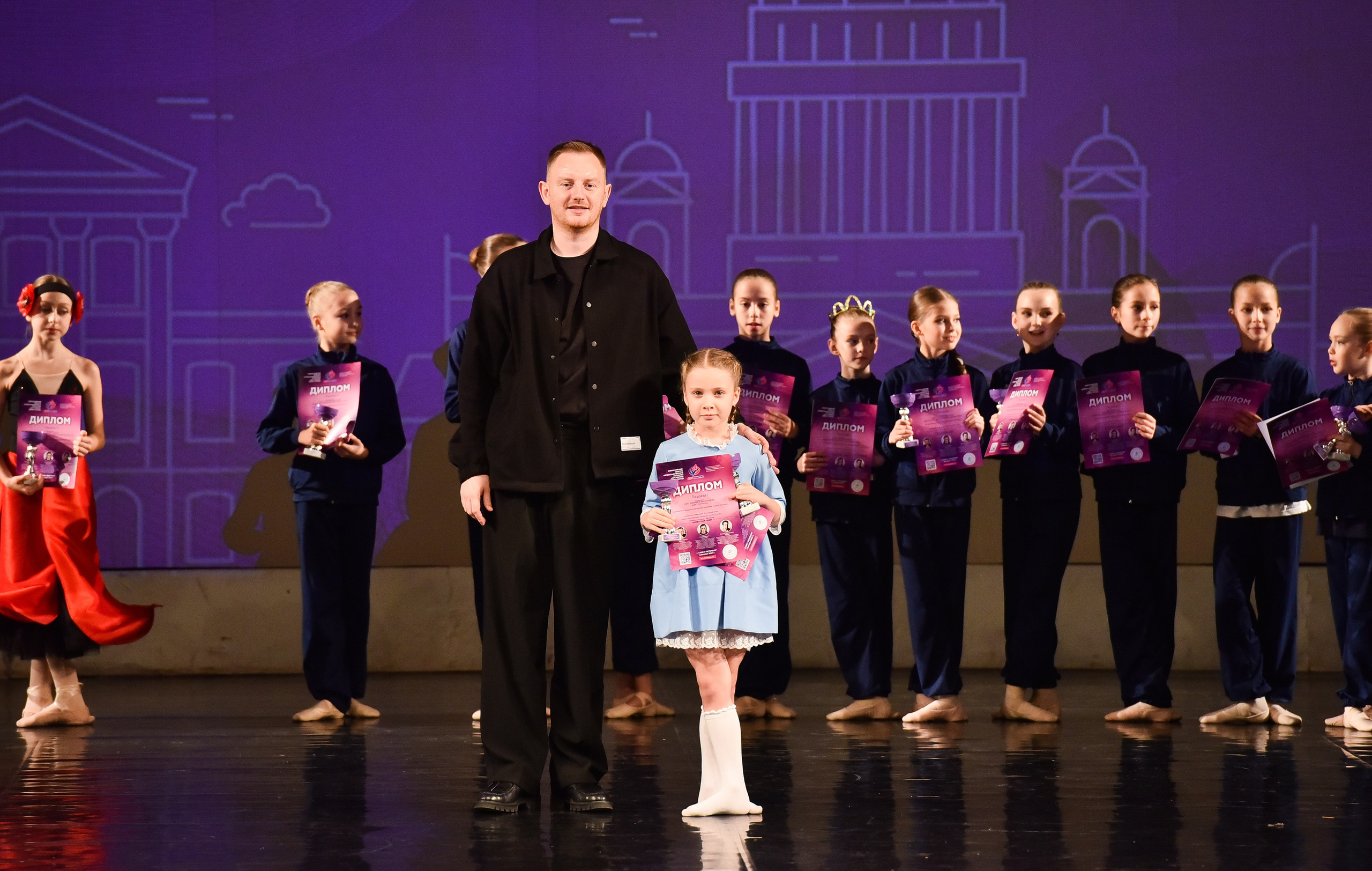 01.12.2024 Фестиваль хореографического искусства «АРТ-КОМПАС. СЕВЕРО-ЗАПАД» г. Спб. Медиастудия Фото Концепт