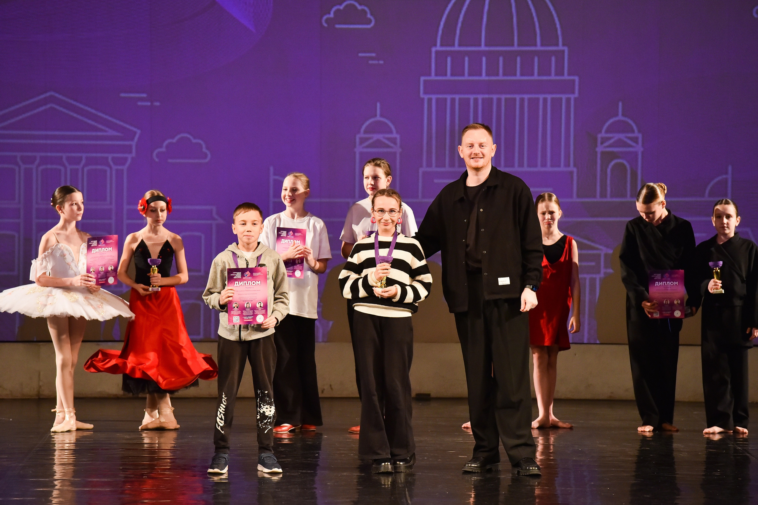 01.12.2024 Фестиваль хореографического искусства «АРТ-КОМПАС. СЕВЕРО-ЗАПАД» г. Спб. Медиастудия Фото Концепт