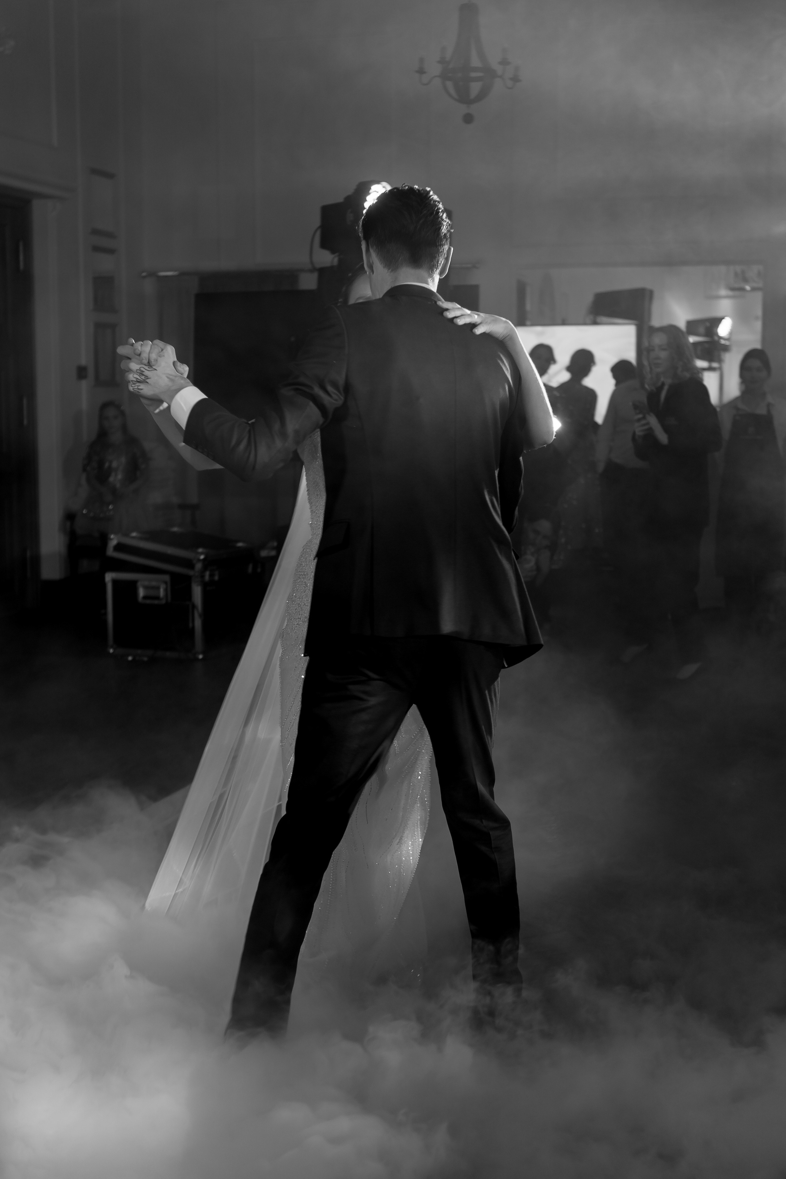 СВАДЕБНАЯ СЬЕМКА СБОРОВ В ОТЕЛЕ И ВЫЕЗД НА ЦЕРЕМОНИЮ (СНЯТО В СИБИРЕ В НИЖНЕВАРТОВСКЕ). Профессиональный фотограф, Санкт-Петербург — Виктория Богомолова