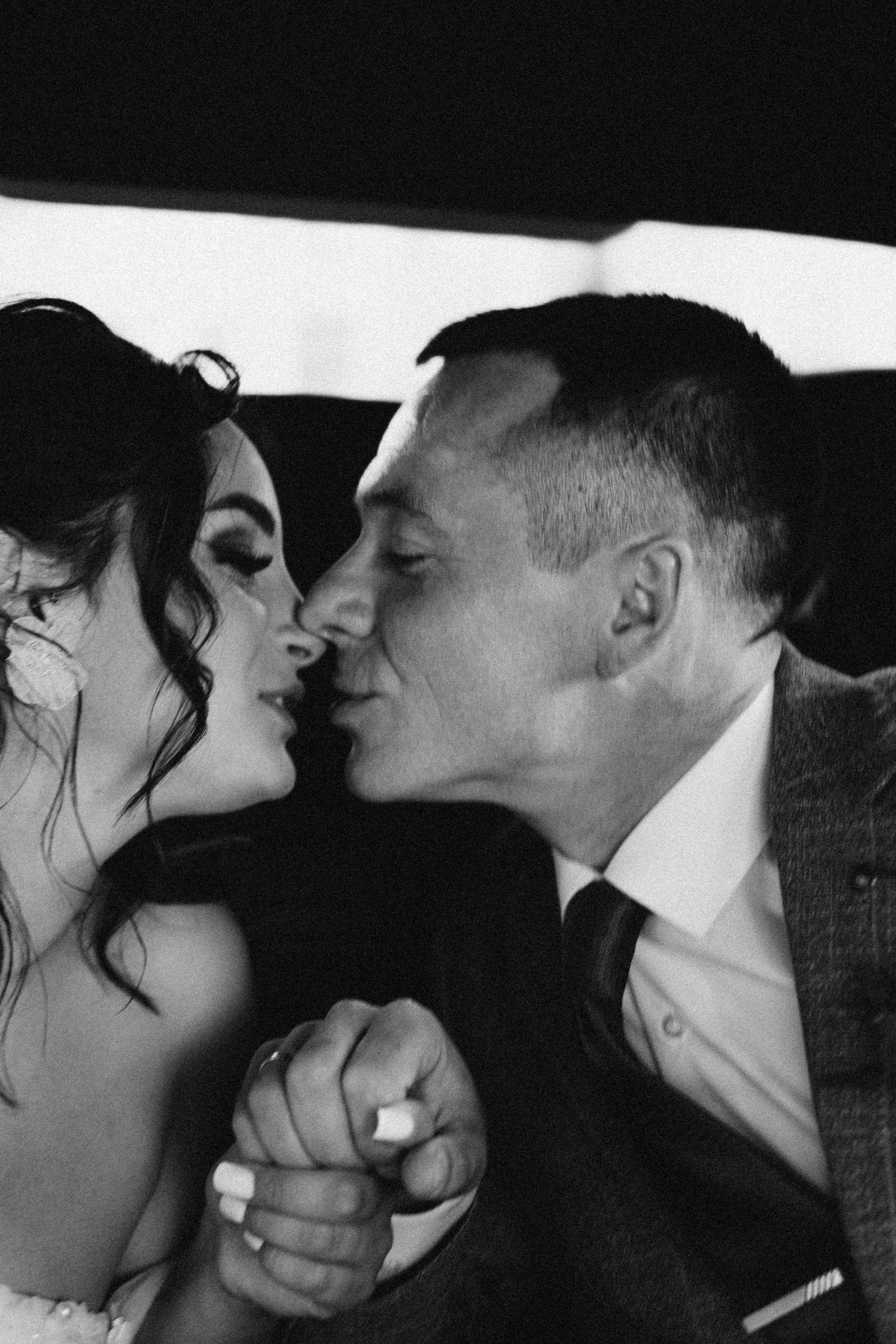 СВАДЕБНАЯ ПРОГУЛКА РЕСТОРАН МЫ ЖЕ НА ТЫ И ФОТОСЕССИИЯ С АВТОМОБИЛЕМ. Профессиональный фотограф, Санкт-Петербург — Виктория Богомолова