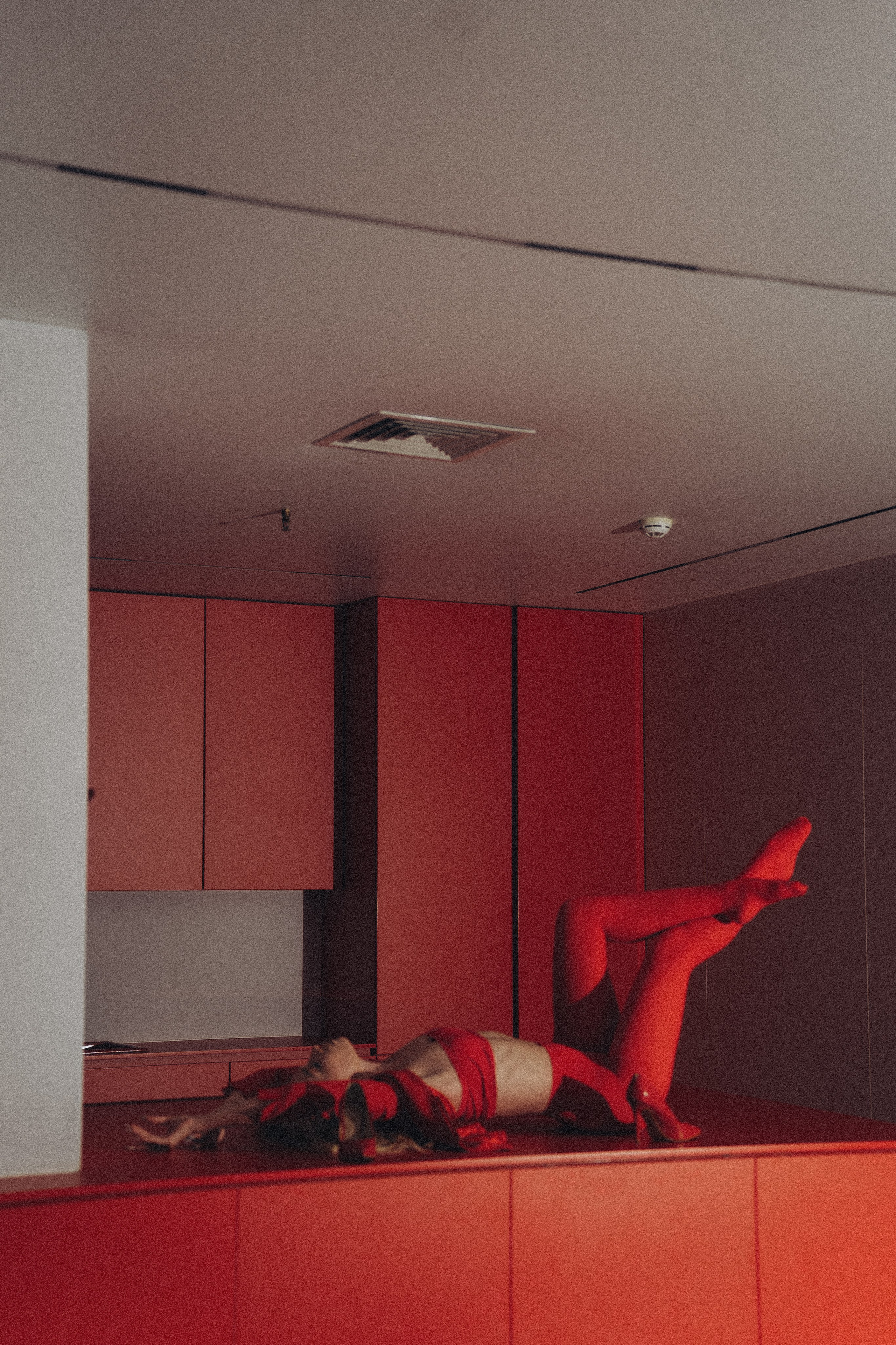 ФОТОСЕССИЯ К НОВОМУ ГОДУ В СТУДИИ С ЕЛОЧКОЙ КРАСИВЫЙ ОБРАЗ. Профессиональный фотограф, Санкт-Петербург — Виктория Богомолова