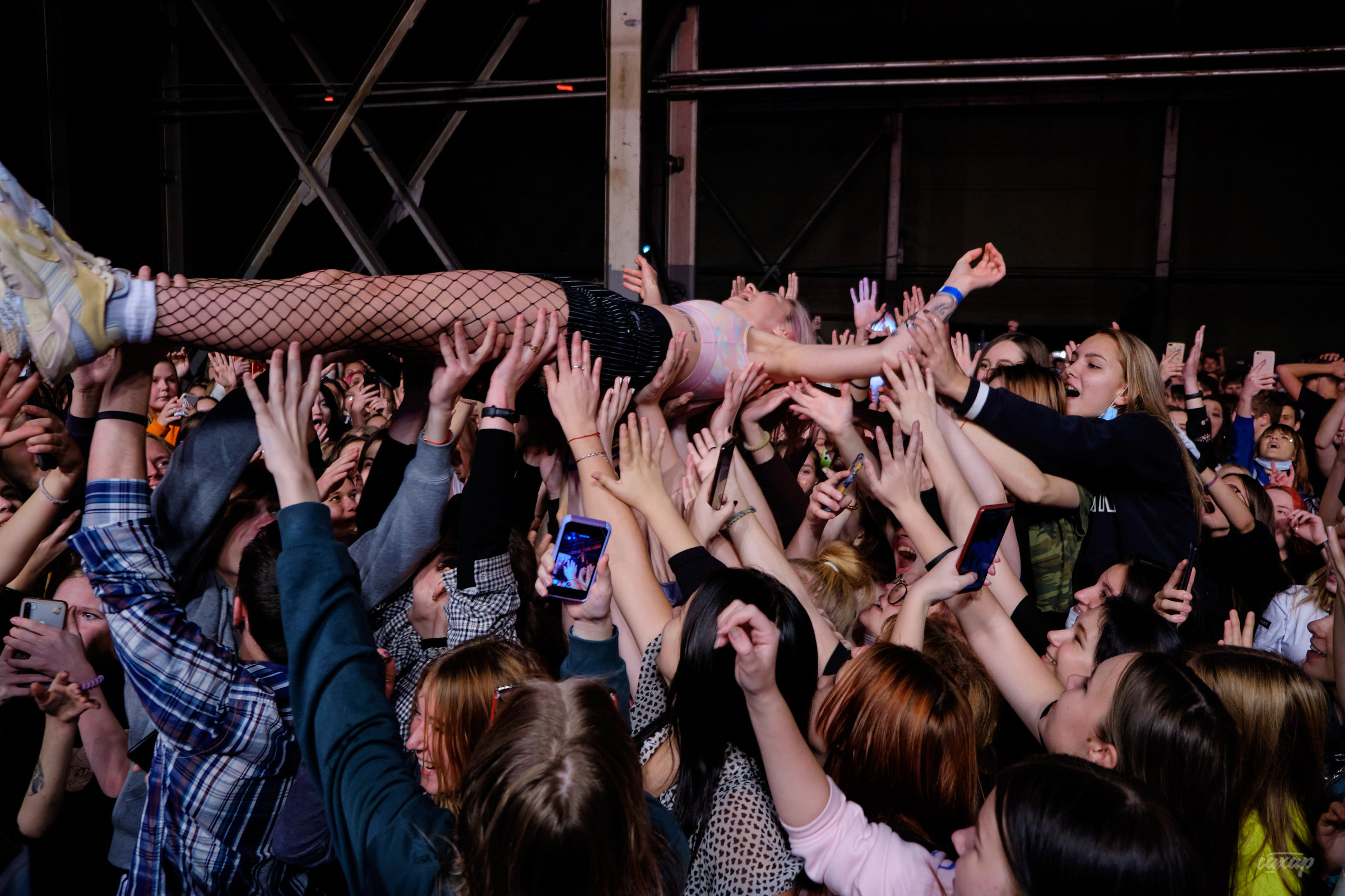 Кис-Кис. Профессиональный фотограф в Екатеринбурге Юра Сахар