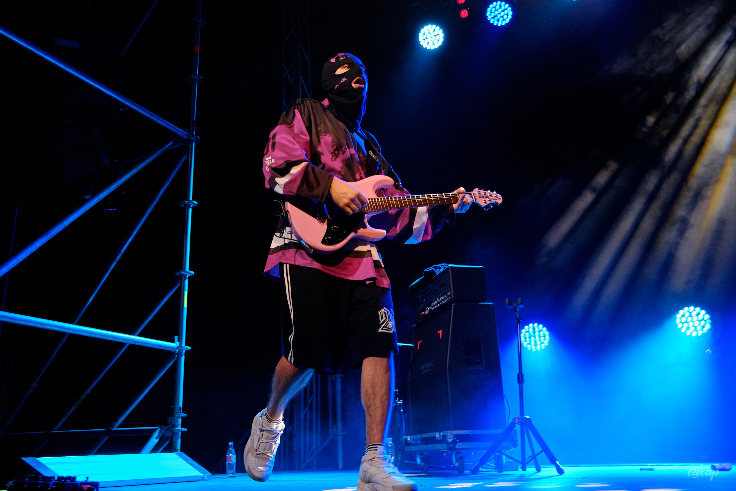 Кис-Кис. Профессиональный фотограф в Екатеринбурге Юра Сахар