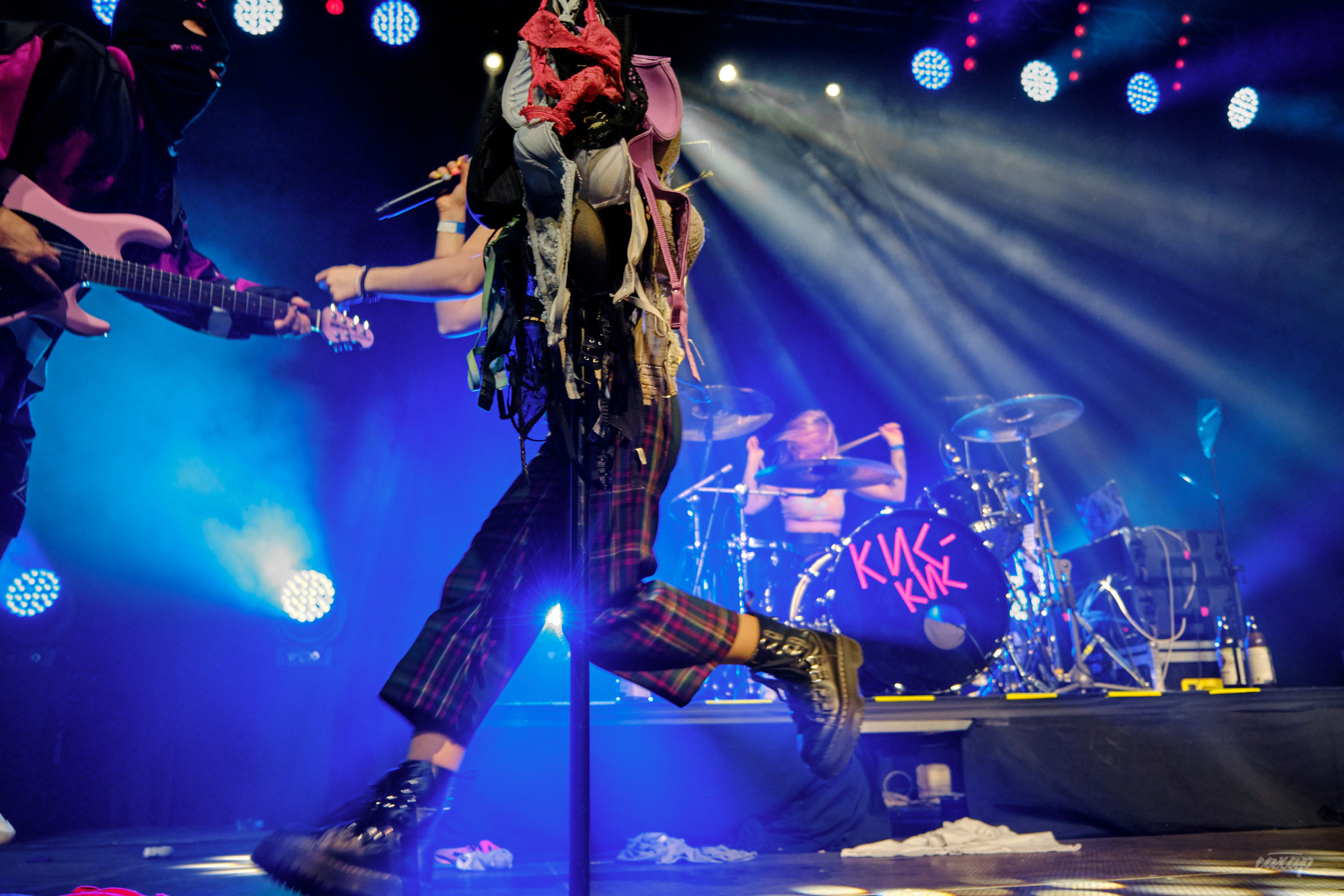 Кис-Кис. Профессиональный фотограф в Екатеринбурге Юра Сахар