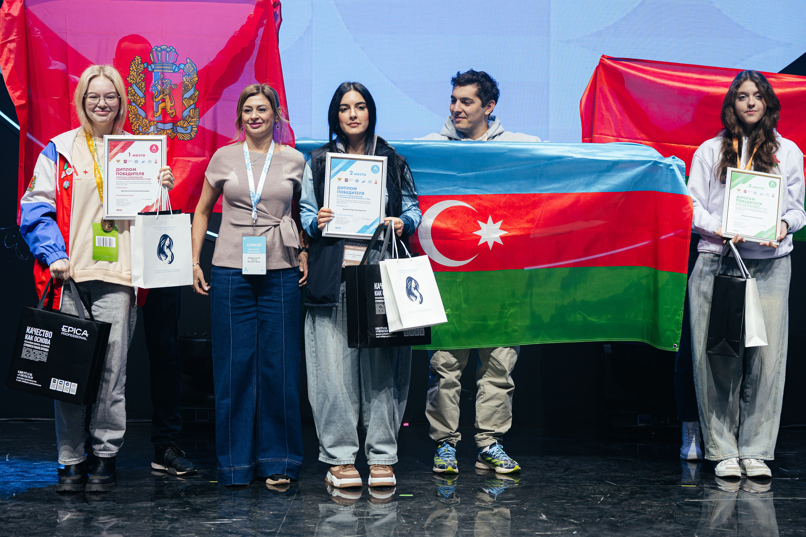 Абилимпикс 2025. Коммерческий фотограф в Санкт-Петербурге Анна Кобзарь