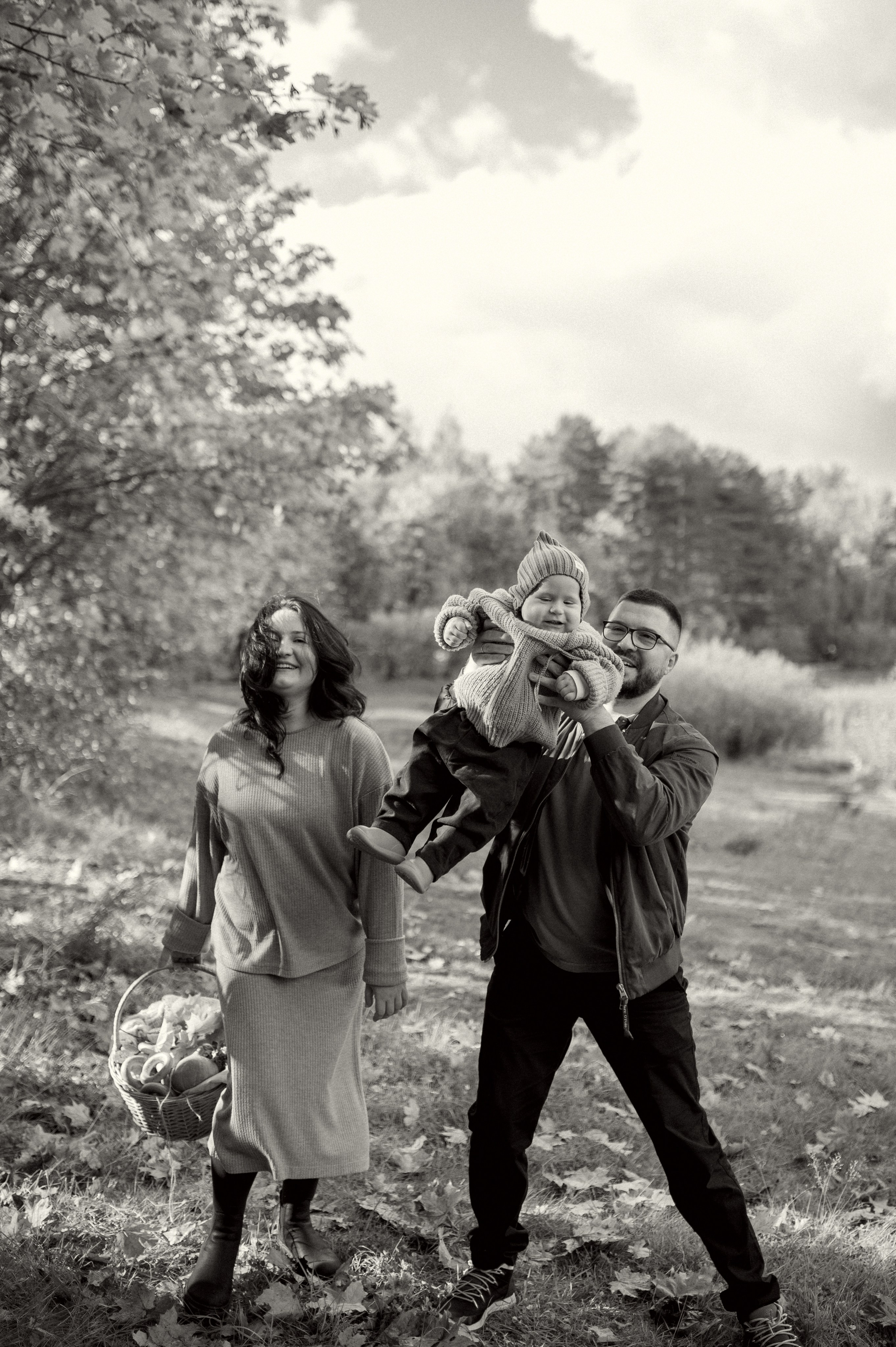 Осенняя фотосессия большой семьи в парке. Семейная фотосессия Бутово Москва фотограф Алина Морщагина